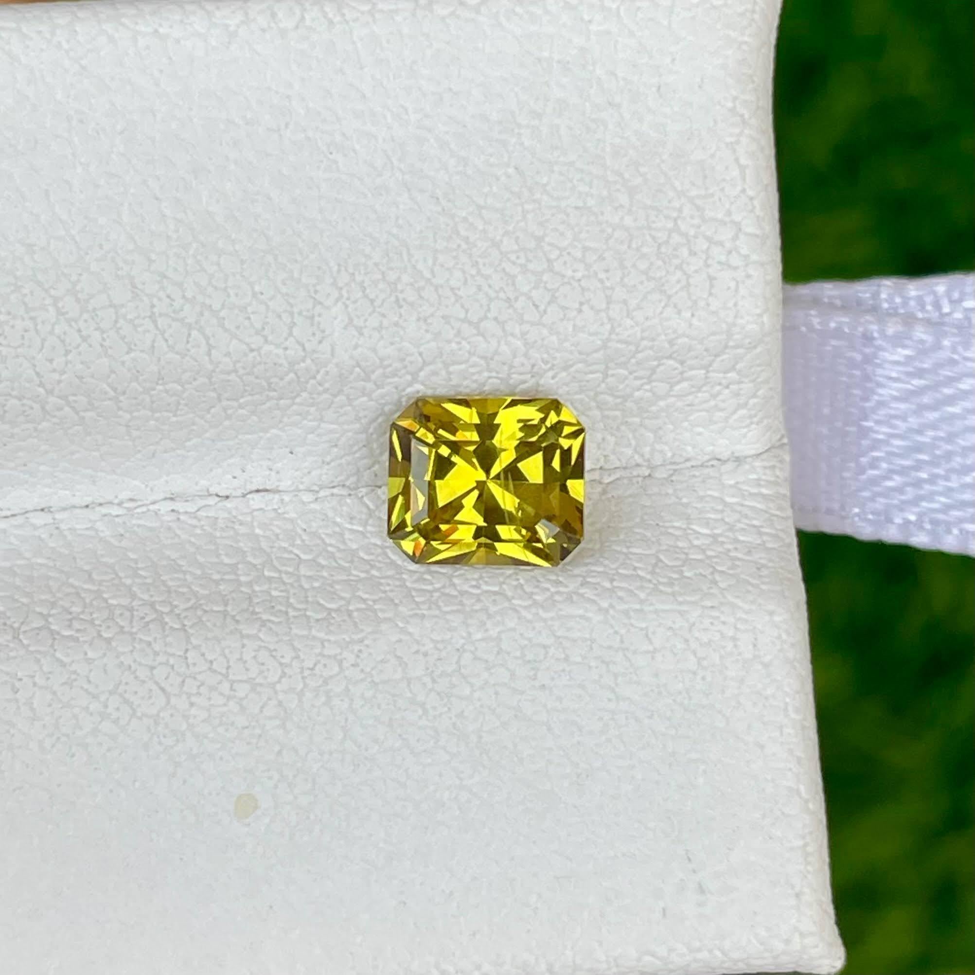 1.15 carats Bright Yellow Garnet Stone Custom Precision Cut Gemstone from Mali For Sale 3