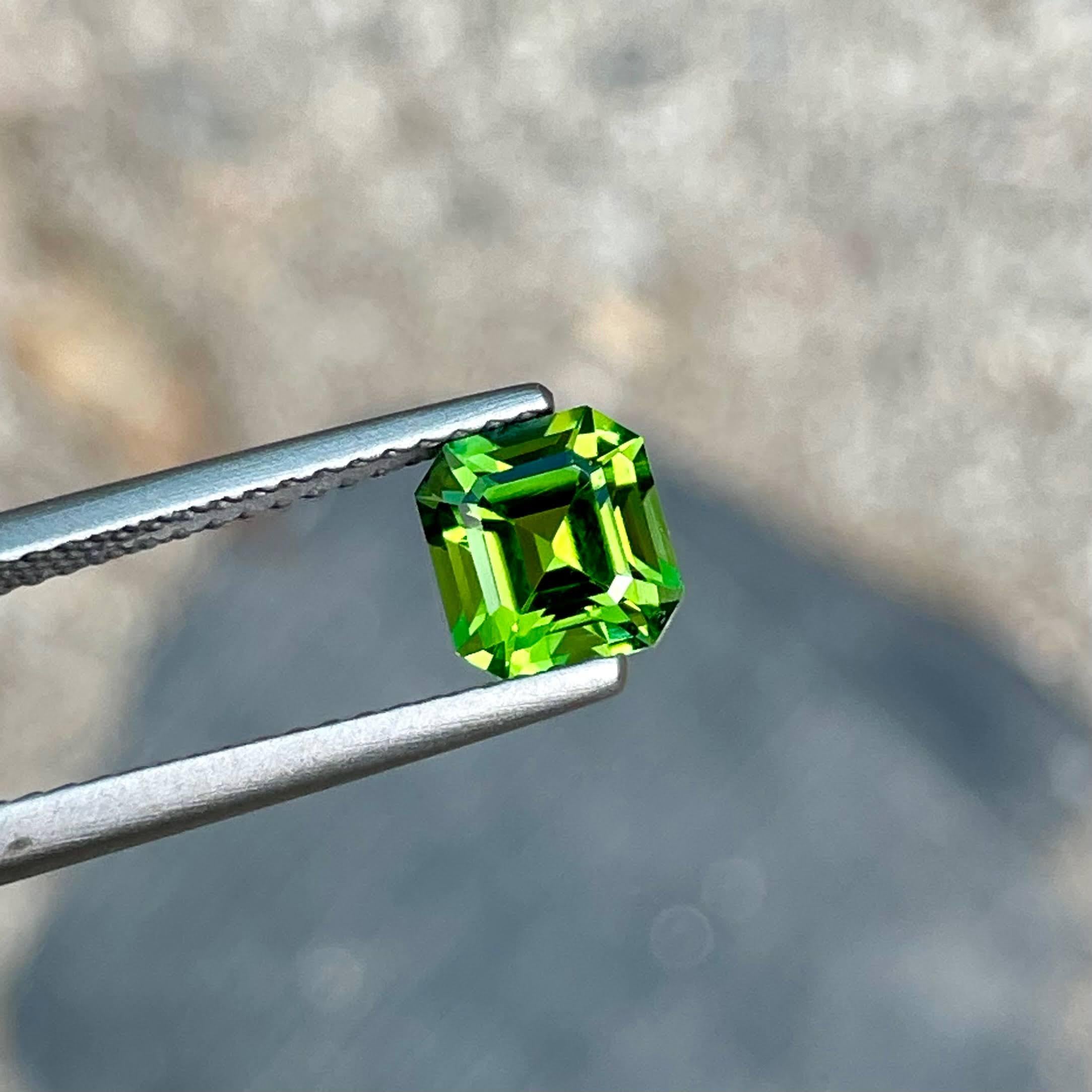Women's or Men's 1.15 Carats Loose Green Tourmaline Stone Emerald Cut Natural Afghan Gemstone For Sale