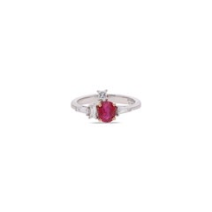 1.15 Carats Ruby and Diamond Ring 18k White Gold