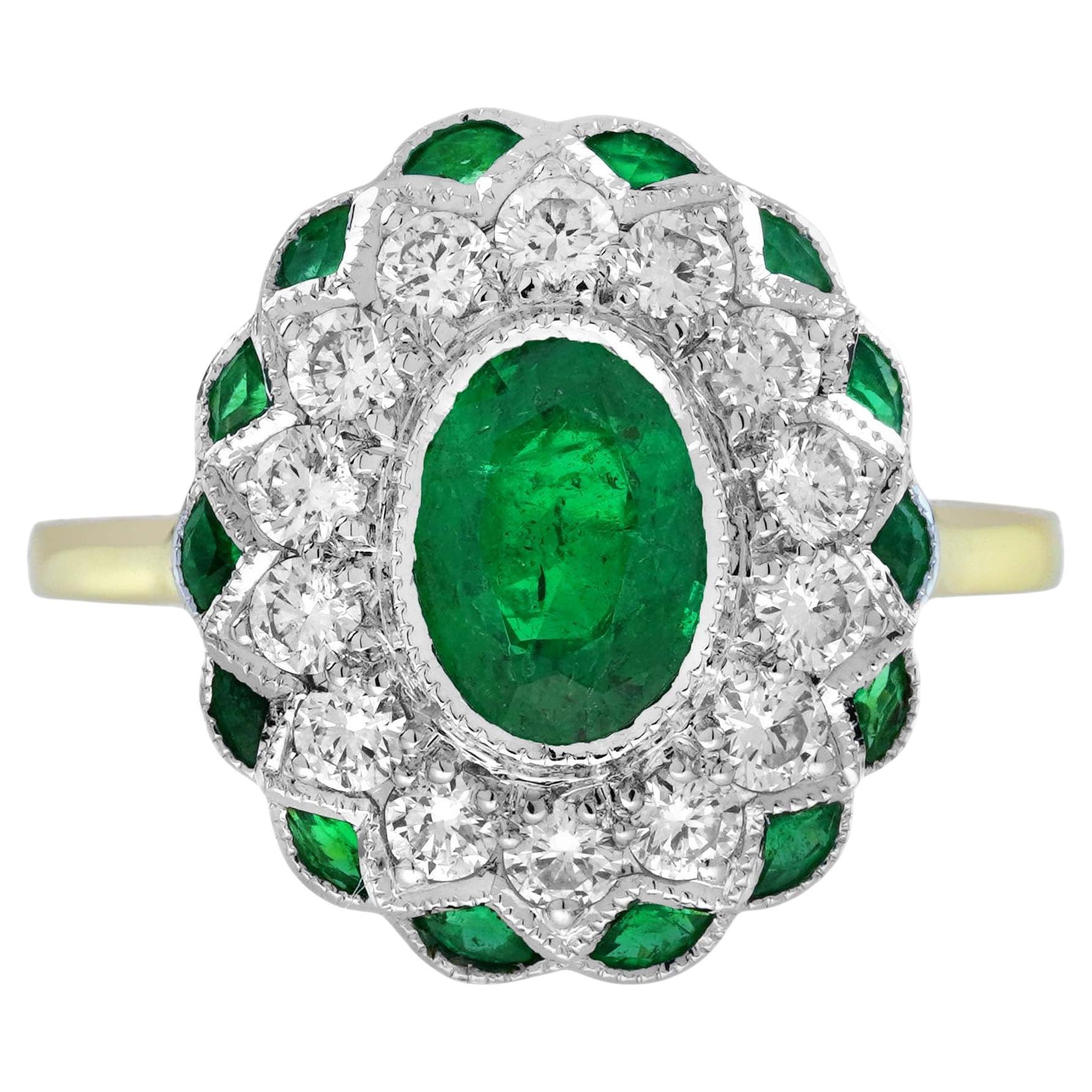 1,15 ct. Smaragd- und Diamant-Halo-Ring im Art-Déco-Stil aus 18 Karat Gelbgold mit Blumenmuster im Angebot