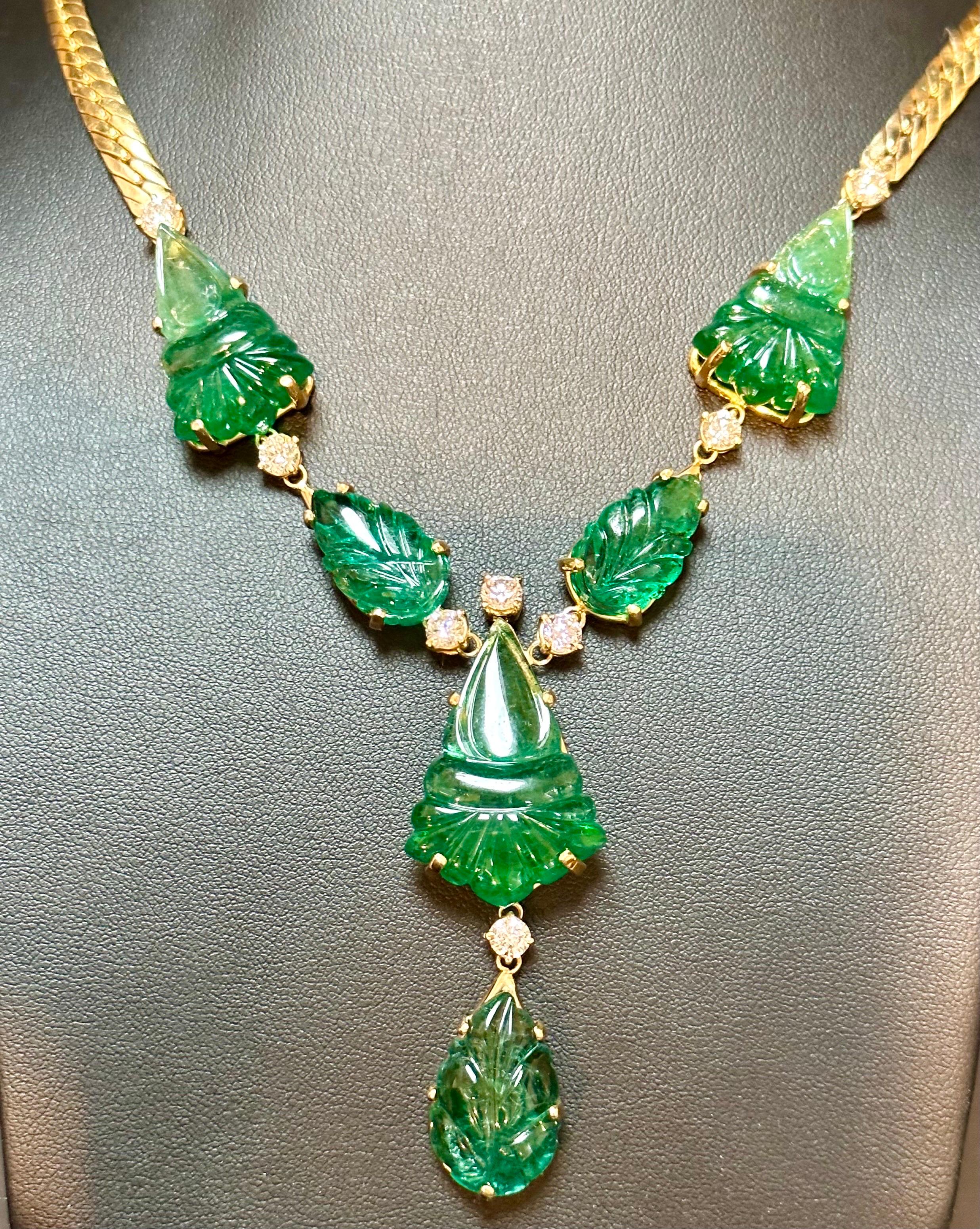 115 Ct Natural Carved Drop Emerald & 4 Ct Diamond  Necklace 18 Kt Gold Necklace For Sale 8