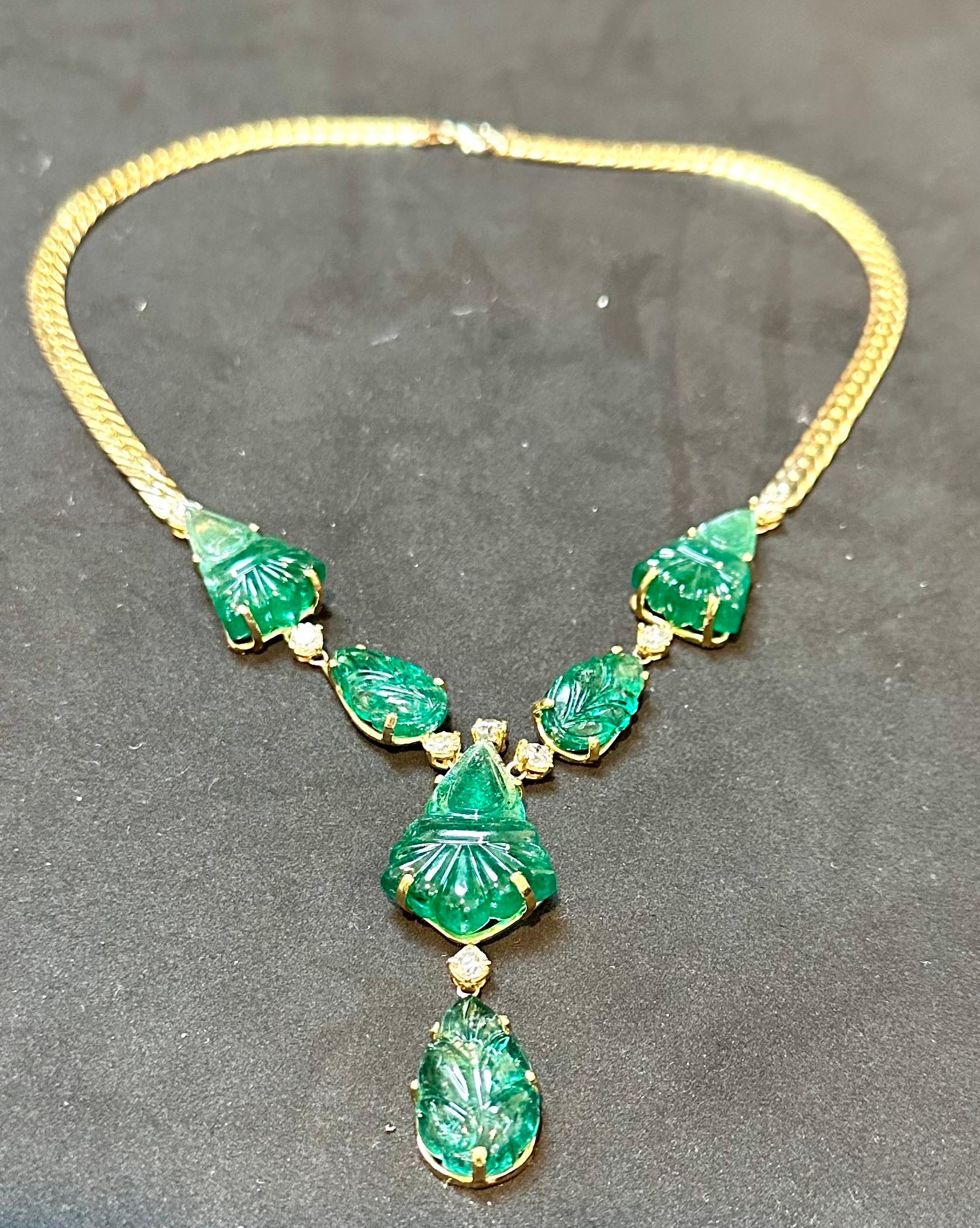 115 Ct Natural Carved Drop Emerald & 4 Ct Diamond  Necklace 18 Kt Gold Necklace For Sale 9