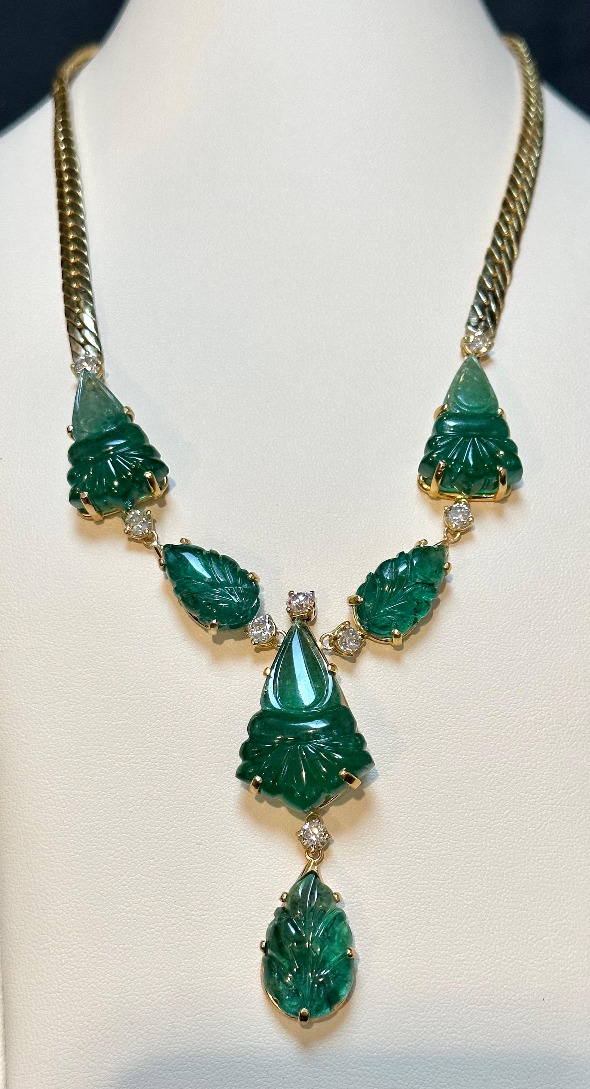 115 Ct Natural Carved Drop Emerald & 4 Ct Diamond  Necklace 18 Kt Gold Necklace For Sale 1