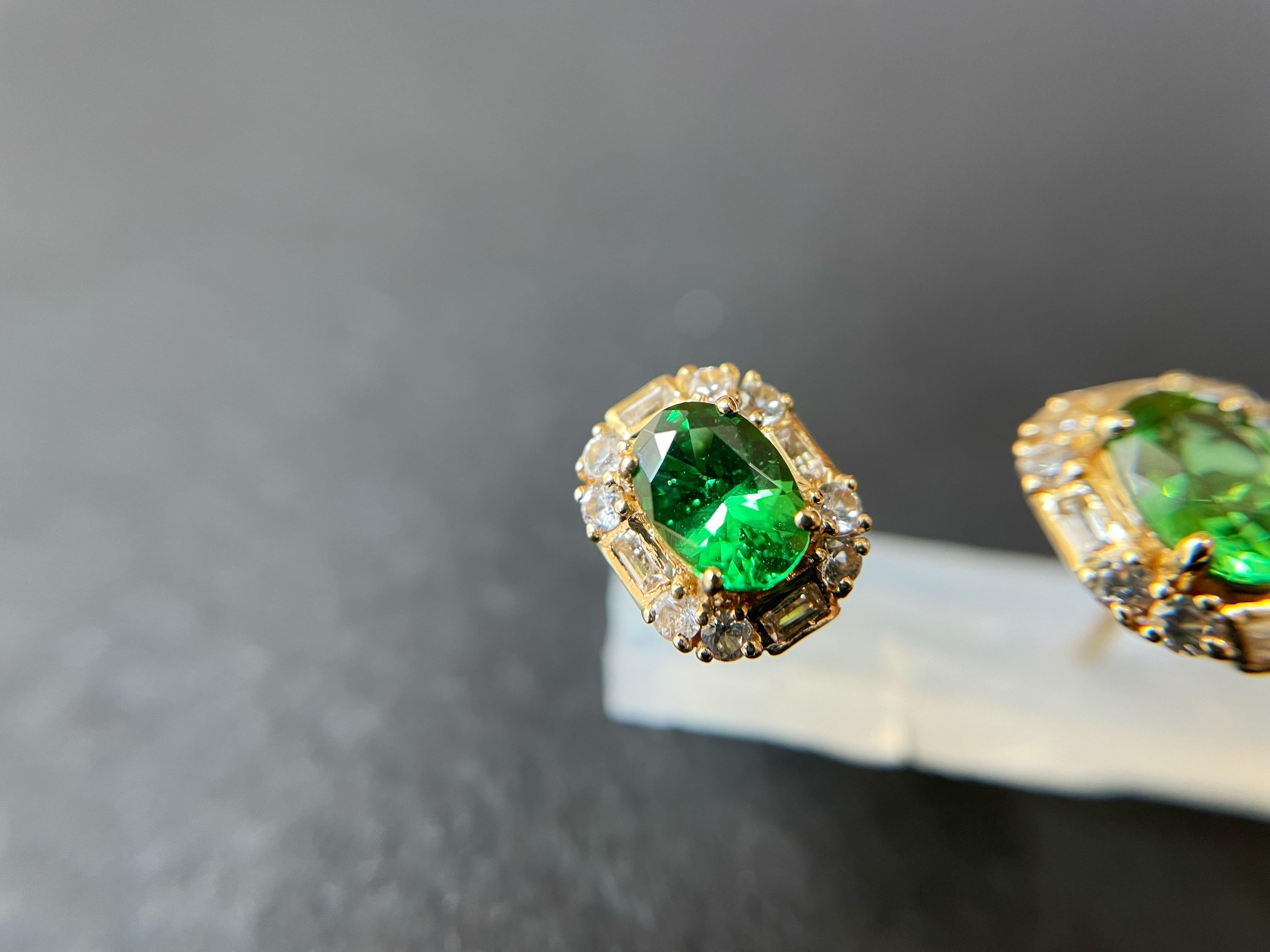 1.15 Ct - Natural Tsavorite in 18K Yellow Gold and White Sapphires Ear Studs For Sale 5