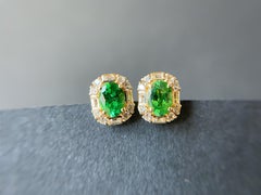 1.15 Ct - Natural Tsavorite in 18K Yellow Gold and White Sapphires Ear Studs