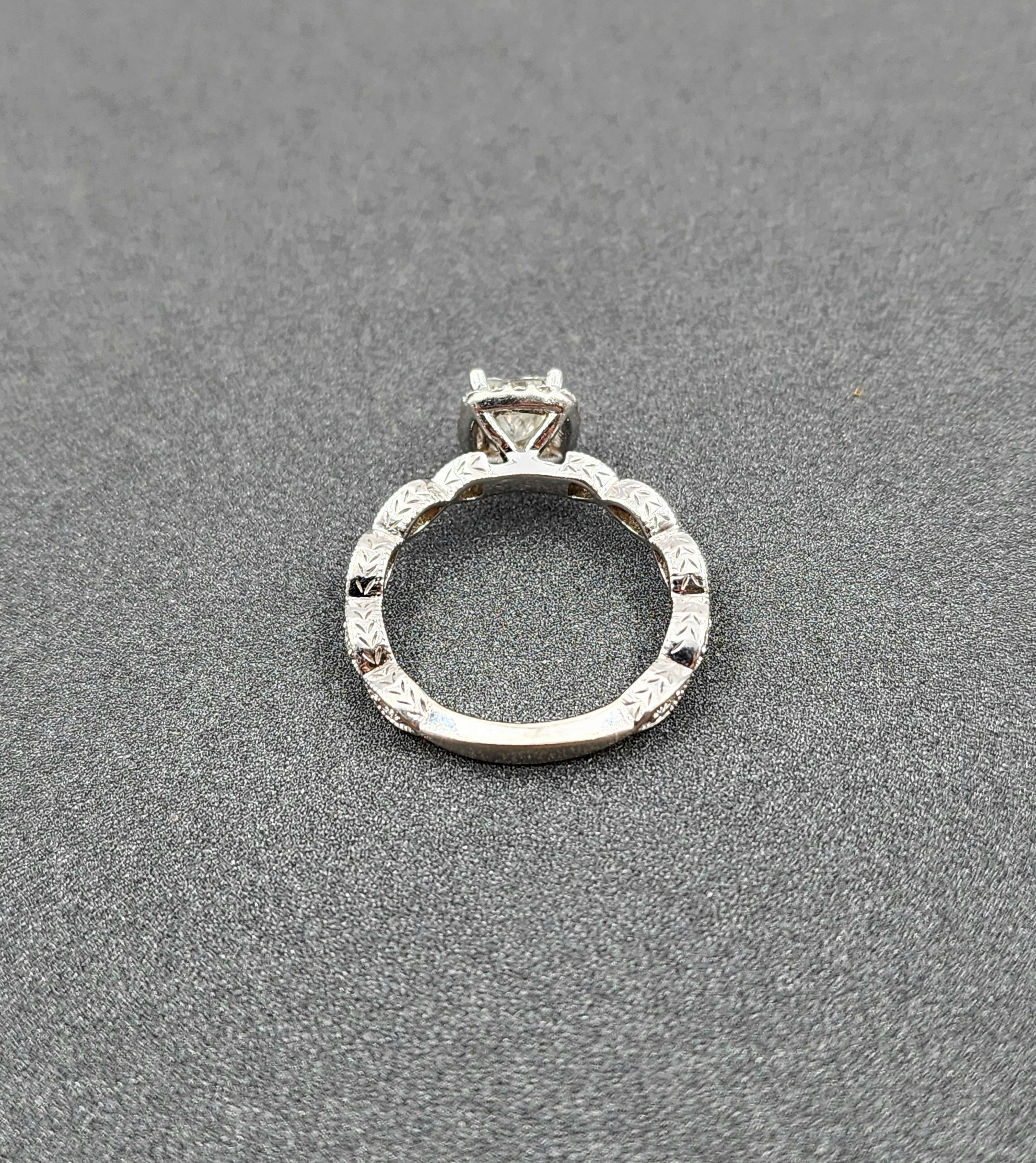1,15 Karat Diamant-Verlobungsring im Prinzessinnenschliff im Zustand „Hervorragend“ im Angebot in Chicago, IL