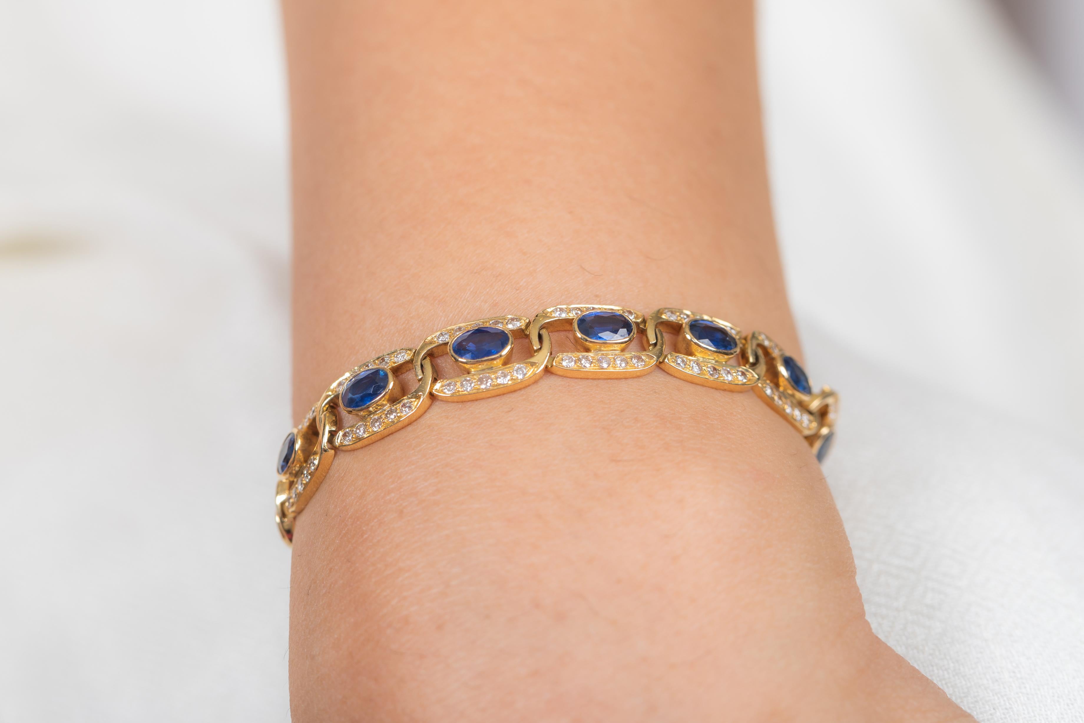11,5 Karat Ovalschliff Blauer Saphir Diamant-Tennisarmband aus 18 Karat Gelbgold im Zustand „Neu“ im Angebot in New York, NY