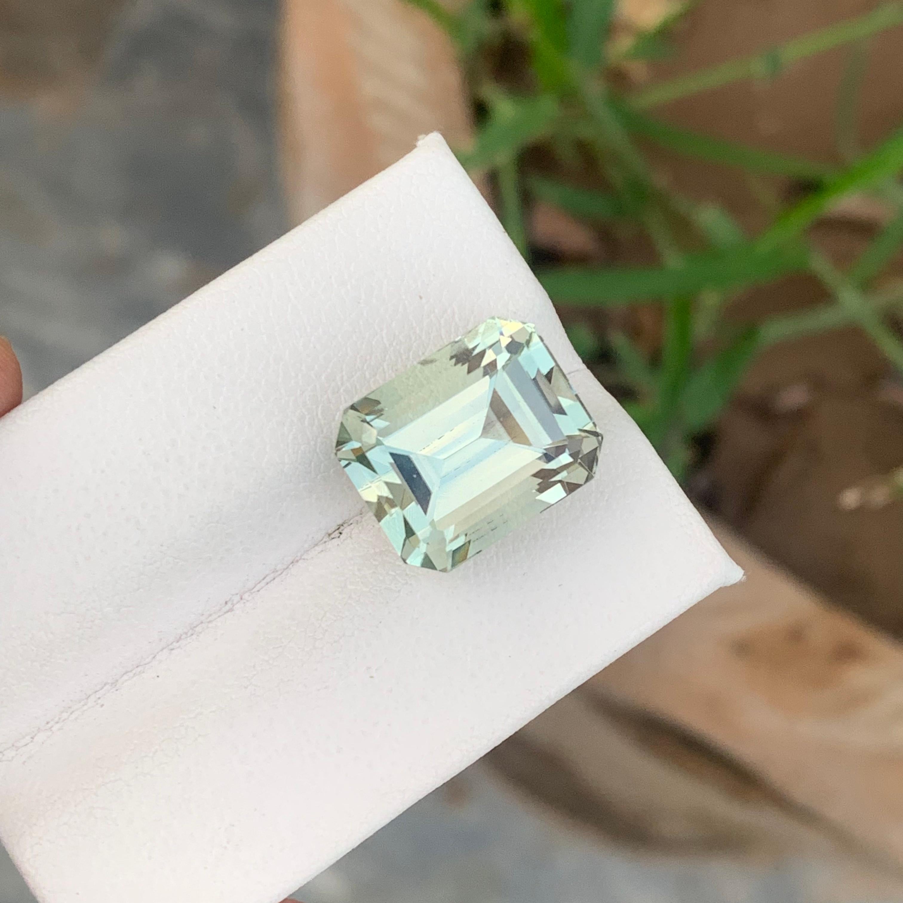11.50 Carat Enchanting Elegance Stunning Asscher Cut Green Amethyst Ring Gem For Sale 4