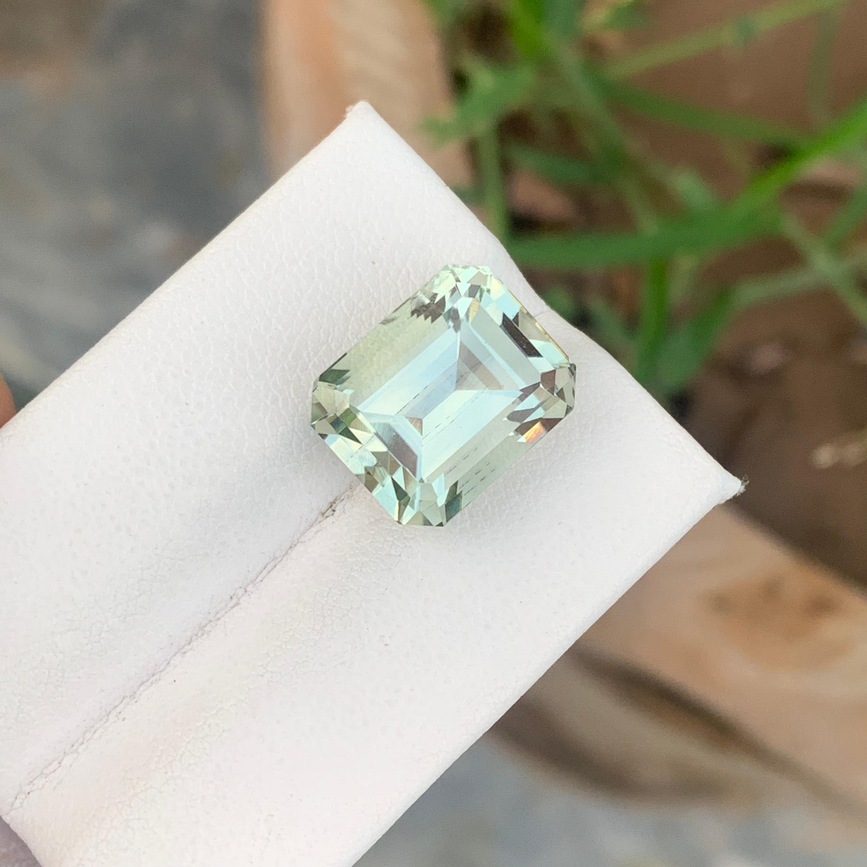 11.50 Carat Enchanting Elegance Stunning Asscher Cut Green Amethyst Ring Gem For Sale 1