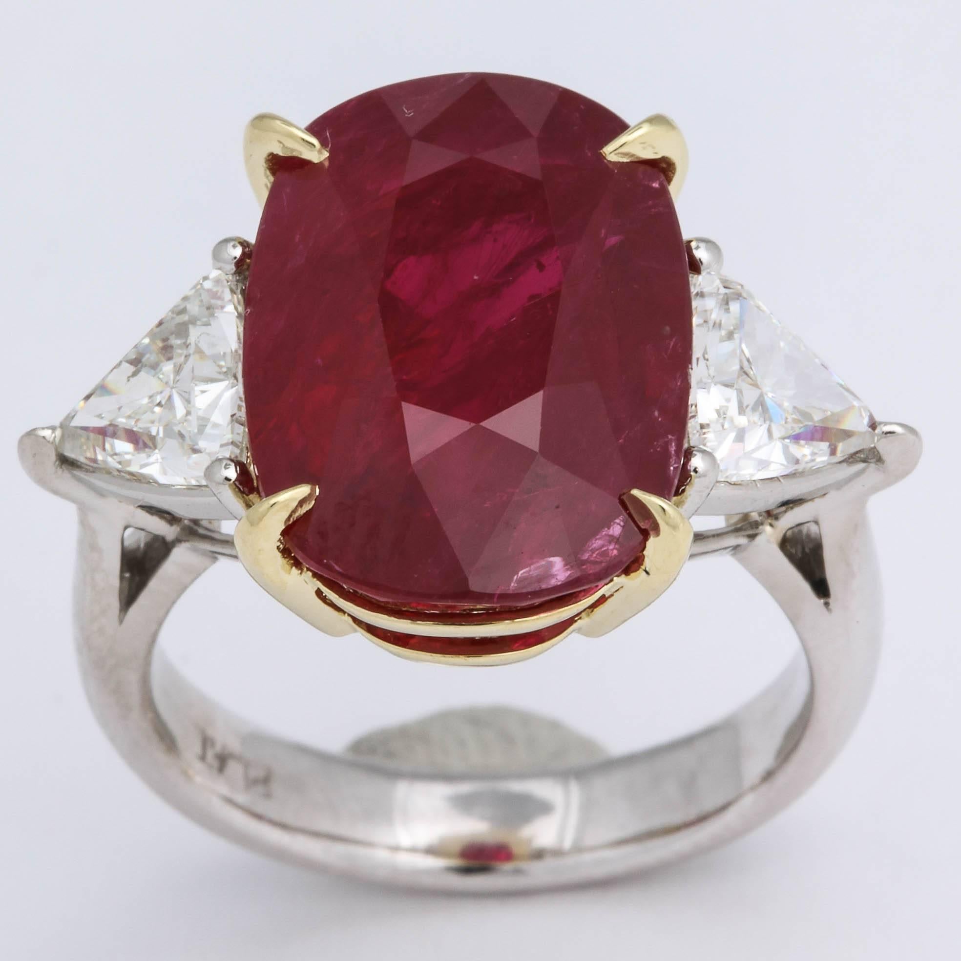 11.50 Carat GIA Certified Ruby Ring For Sale 2
