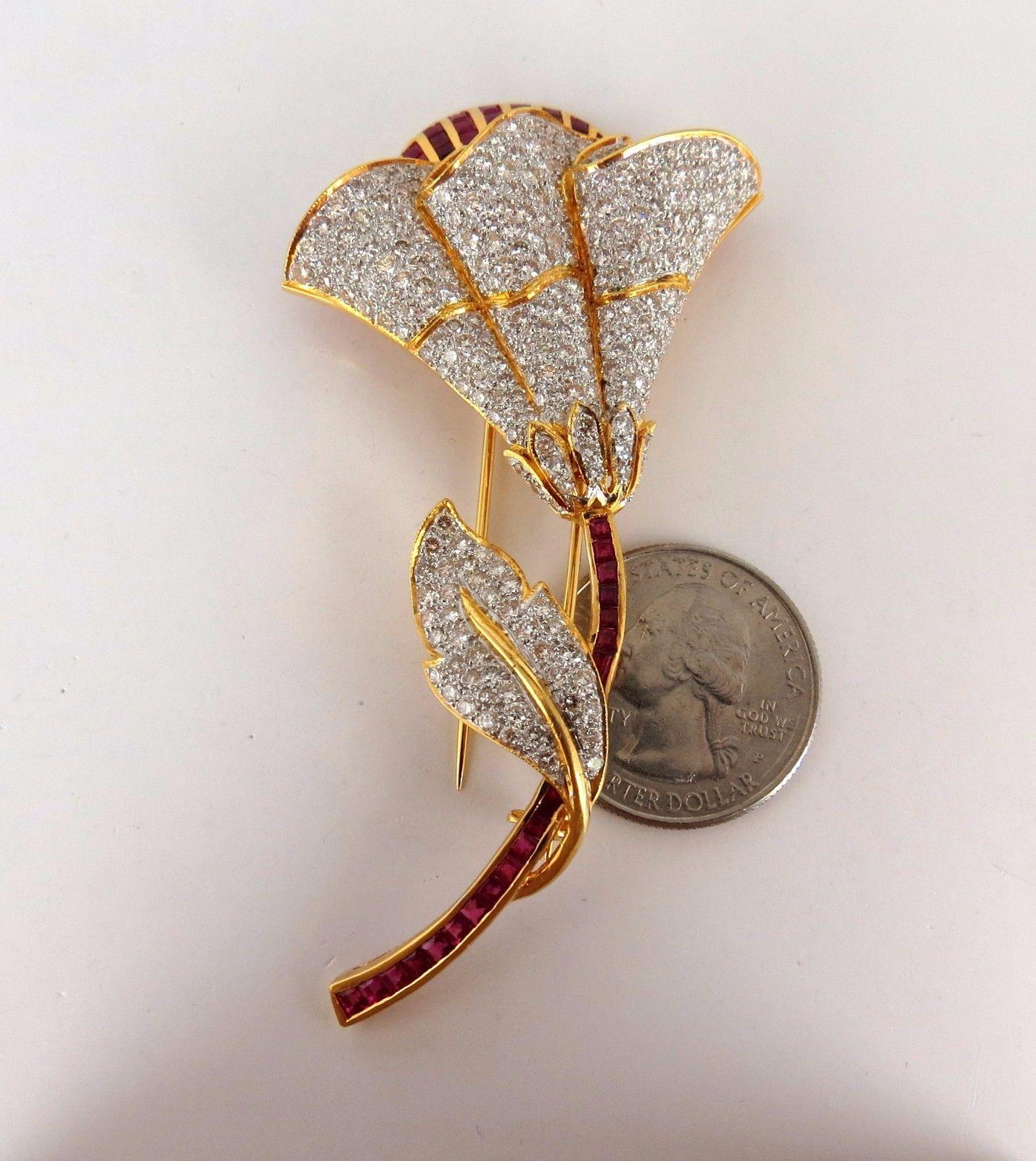 11,50 Karat natürlicher Rubin Diamant Brosche Pin 3D 18 Karat im Zustand „Neu“ im Angebot in New York, NY