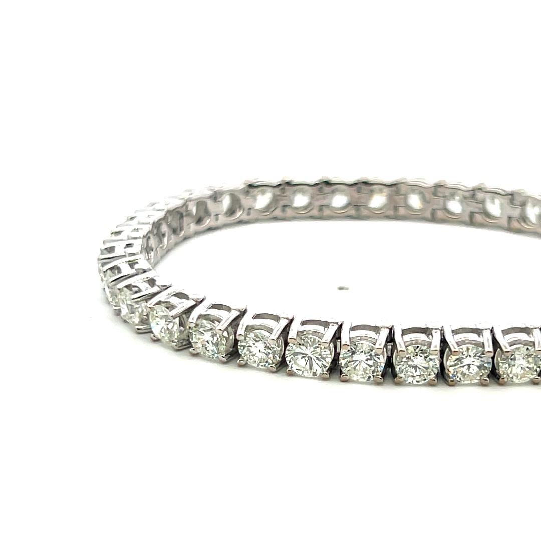 11.50 Carat Round Brilliant H SI Diamond 14 Karat White Gold Tennis Bracelet For Sale 7