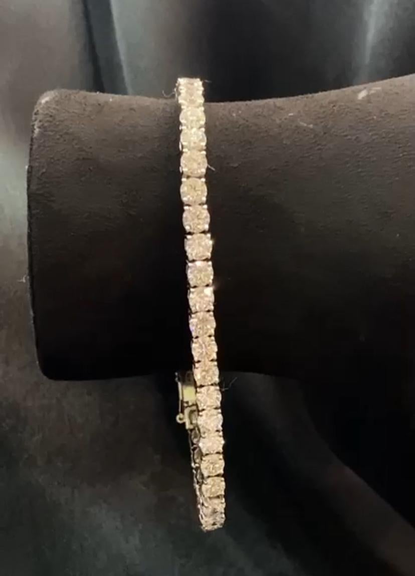 11,50 quilates F/VS1 Diamantes redondos forma brillante Pulsera de tenis de oro Corte redondo en venta