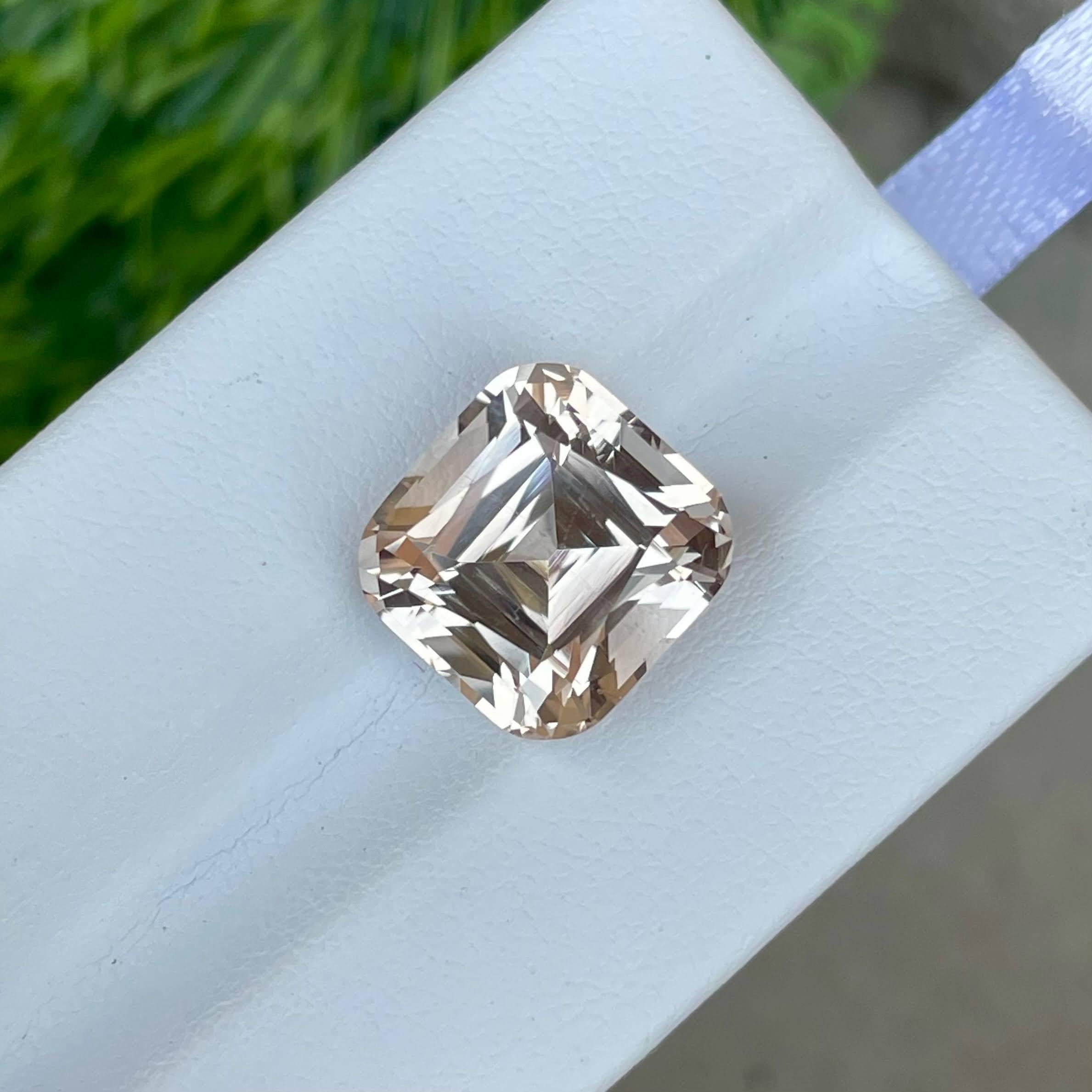 11,50 carati di Topazio d'Oro Taglio Cuscino Gemma Naturale Pakistana In condizioni Nuovo in vendita a Bangkok, TH