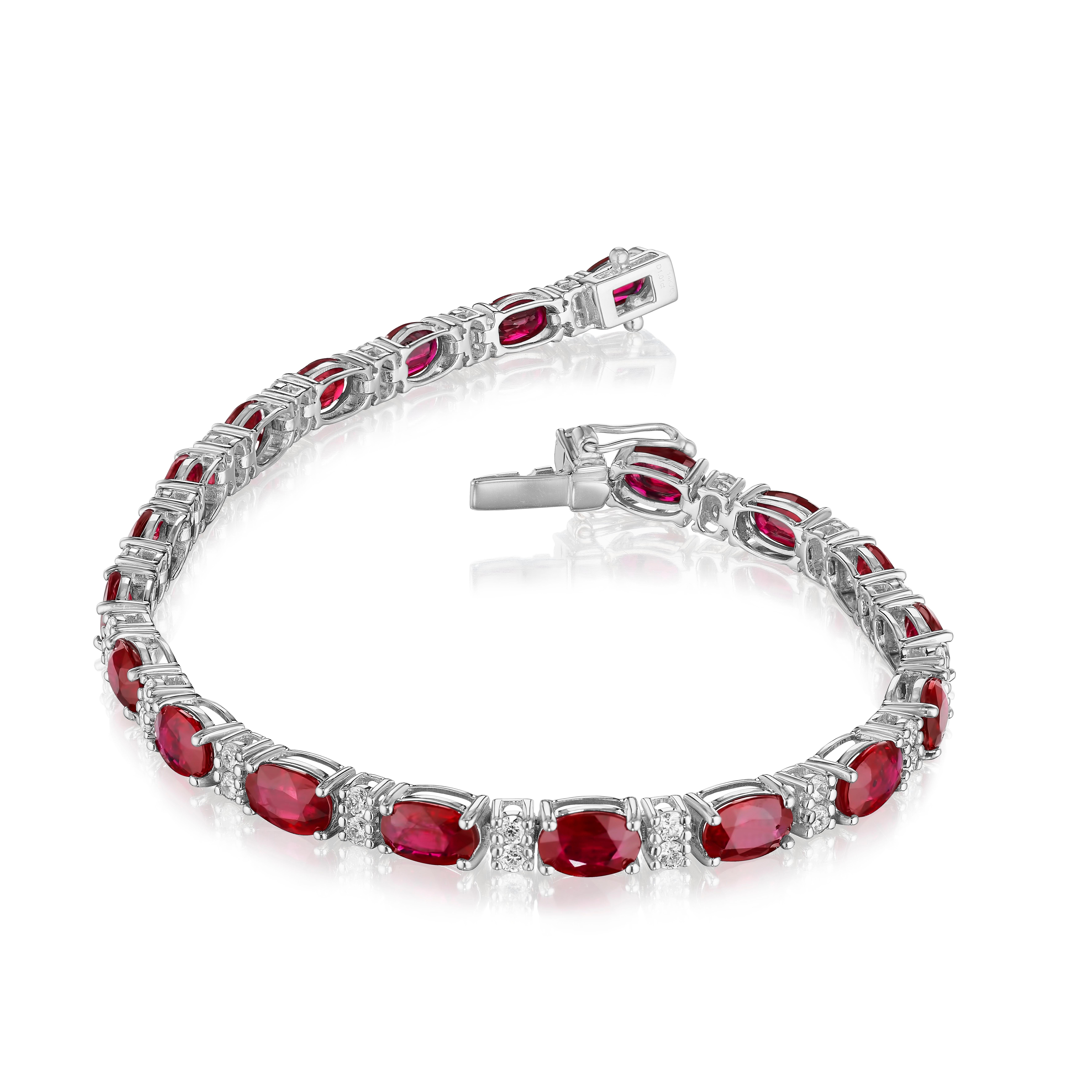 Contemporary 11.50ct Oval Ruby & Round Diamond Bracelet in 14KT Gold For Sale