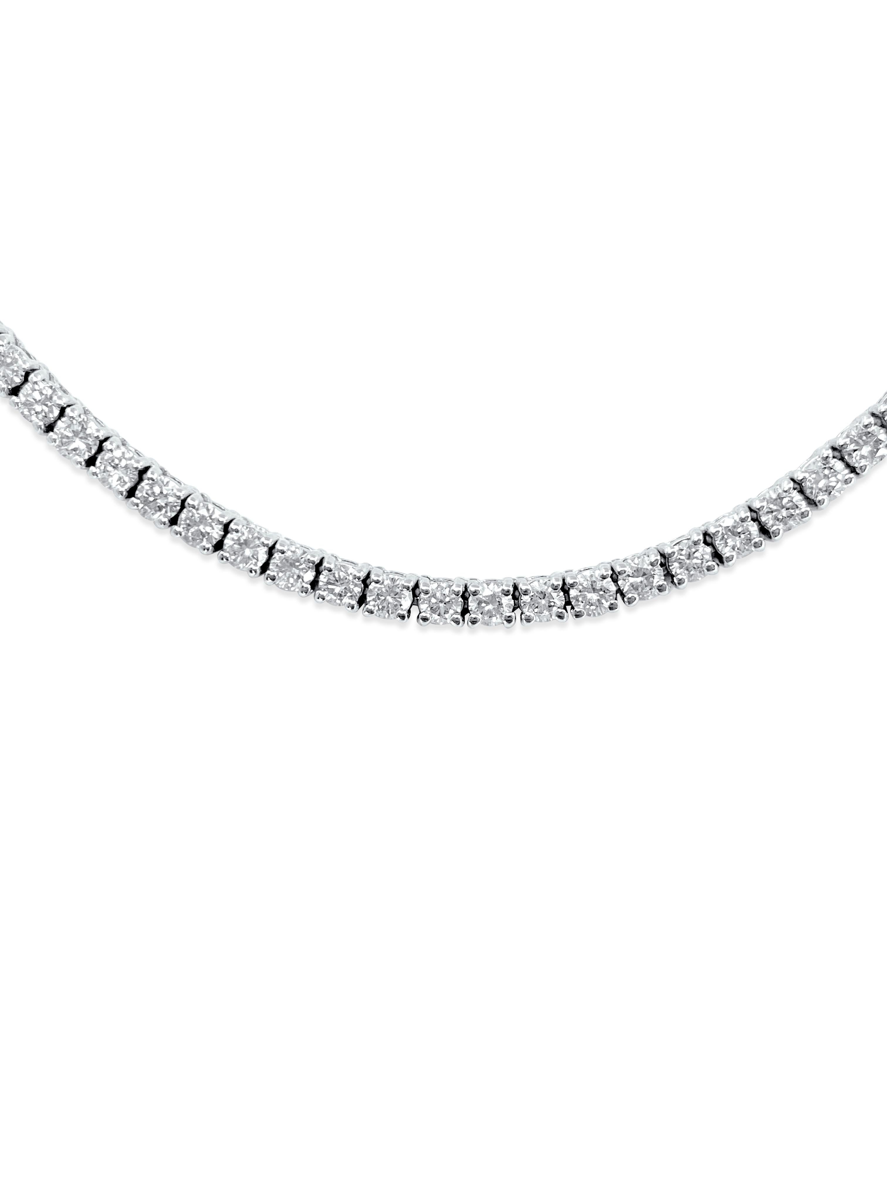 11.50ct VVS Diamond Tennis Necklace in 14k Gold In Excellent Condition For Sale In Miami, FL