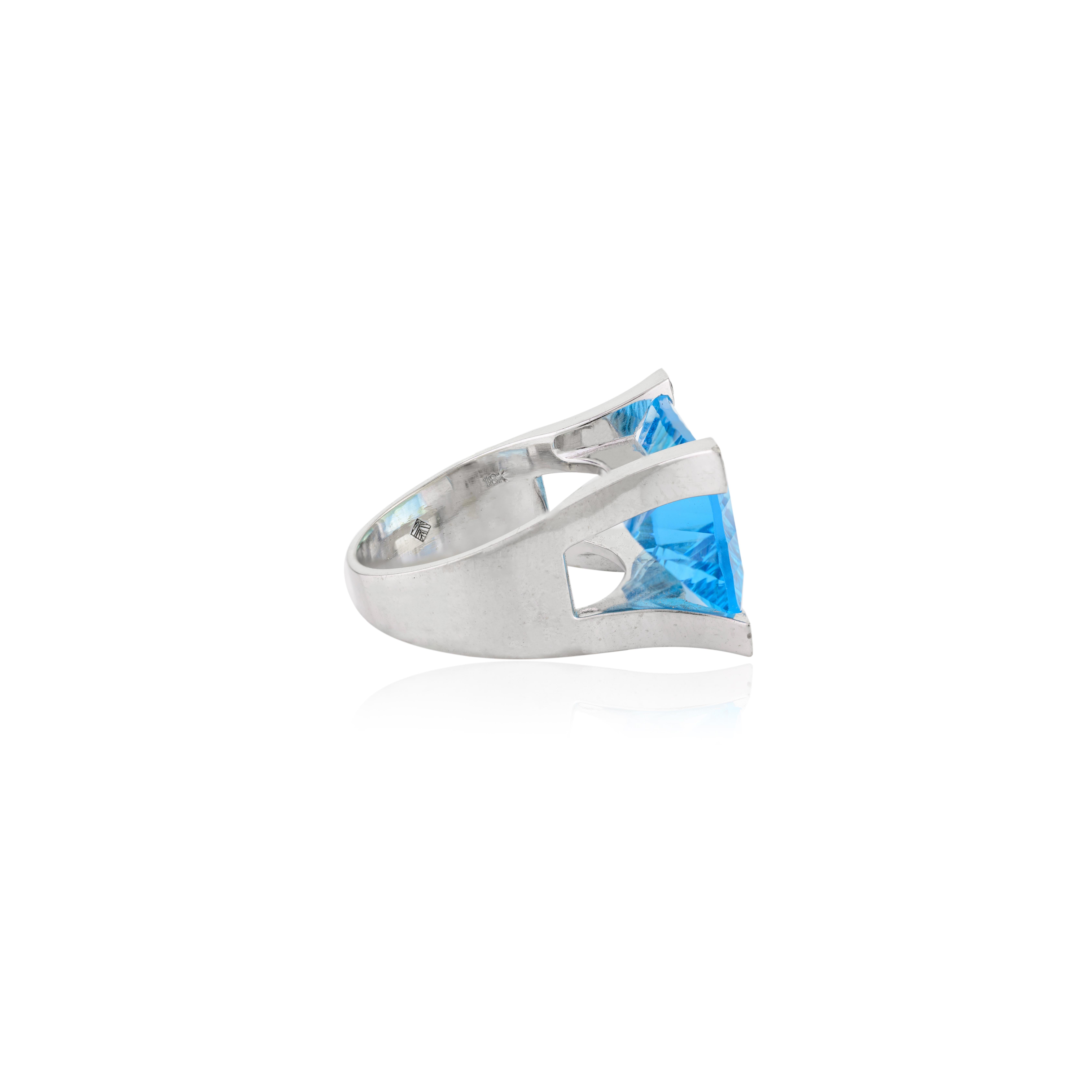 Im Angebot: 11,51 Karat feiner blauer Topas Cocktail-Ring mit Diamanten, Geschenk aus 18 Karat Weißgold () 5