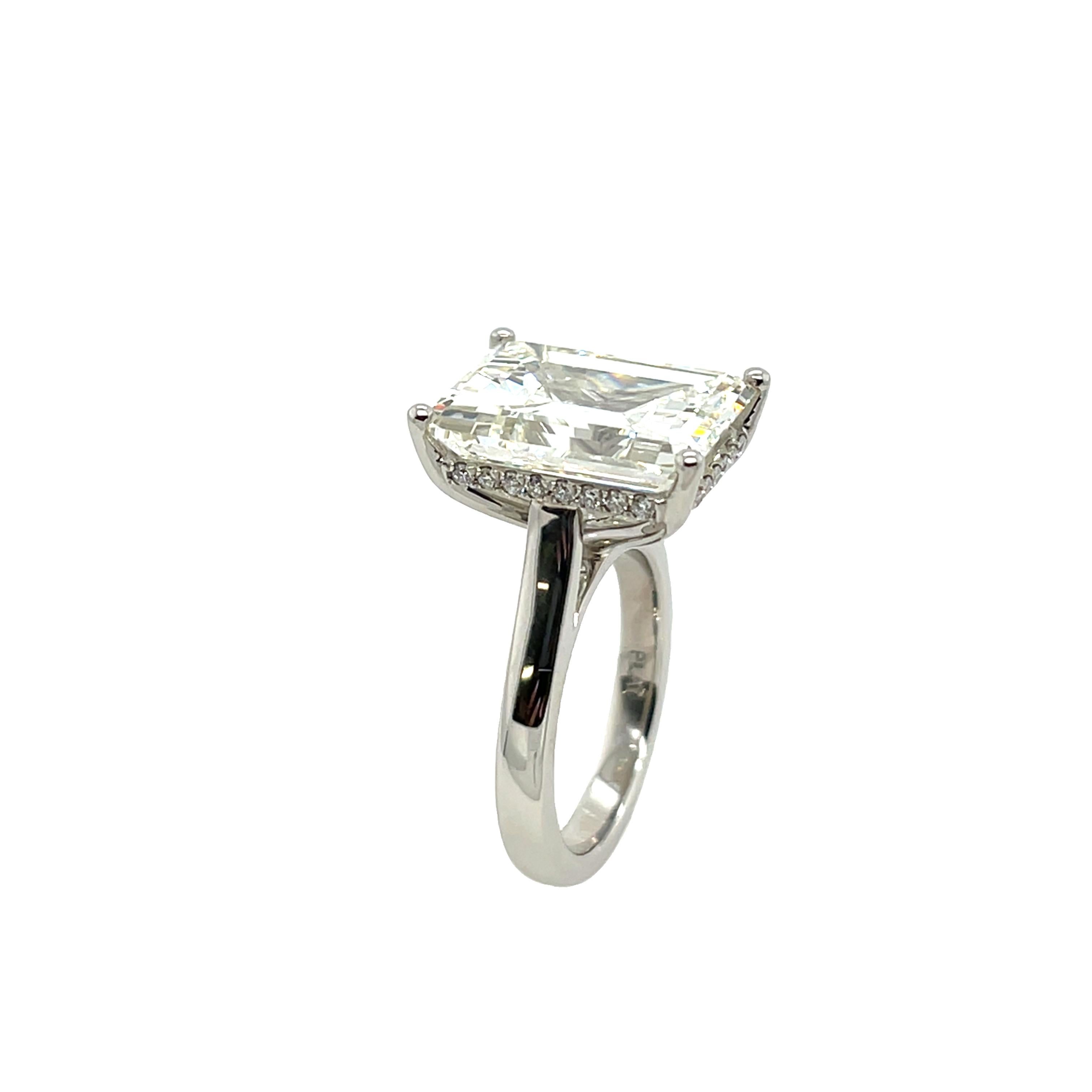 11,51 Karat L/VS2 GIA Smaragdschliff natürlicher Diamantring, gefasst in Platin im Angebot 3