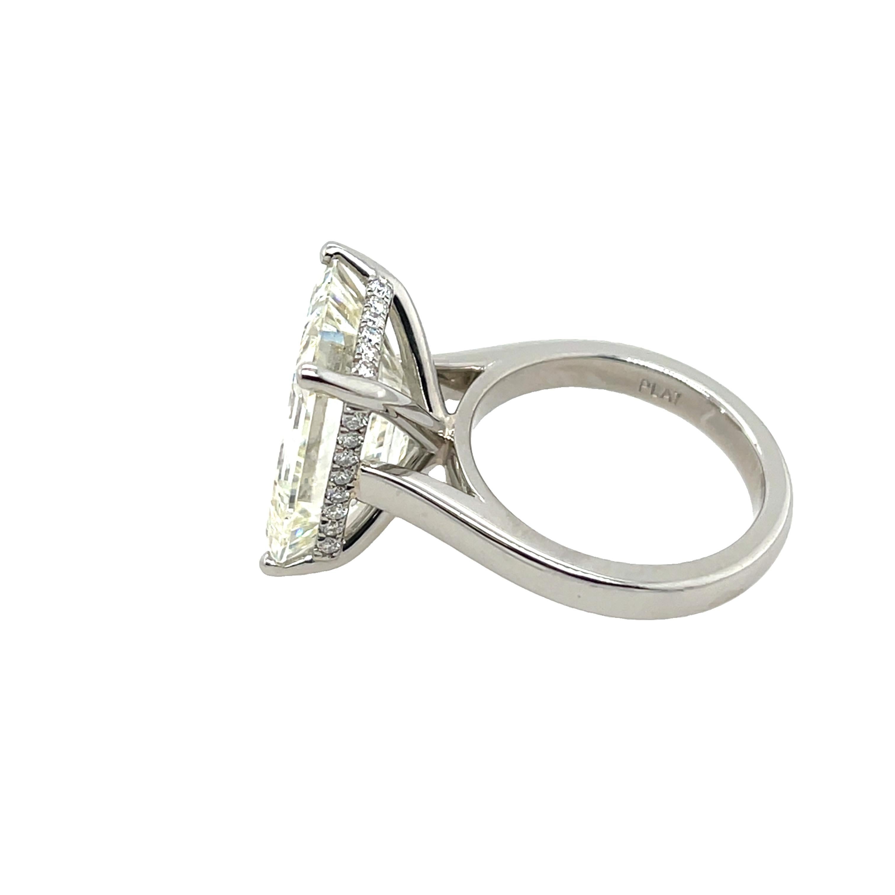 11,51 Karat L/VS2 GIA Smaragdschliff natürlicher Diamantring, gefasst in Platin im Angebot 4