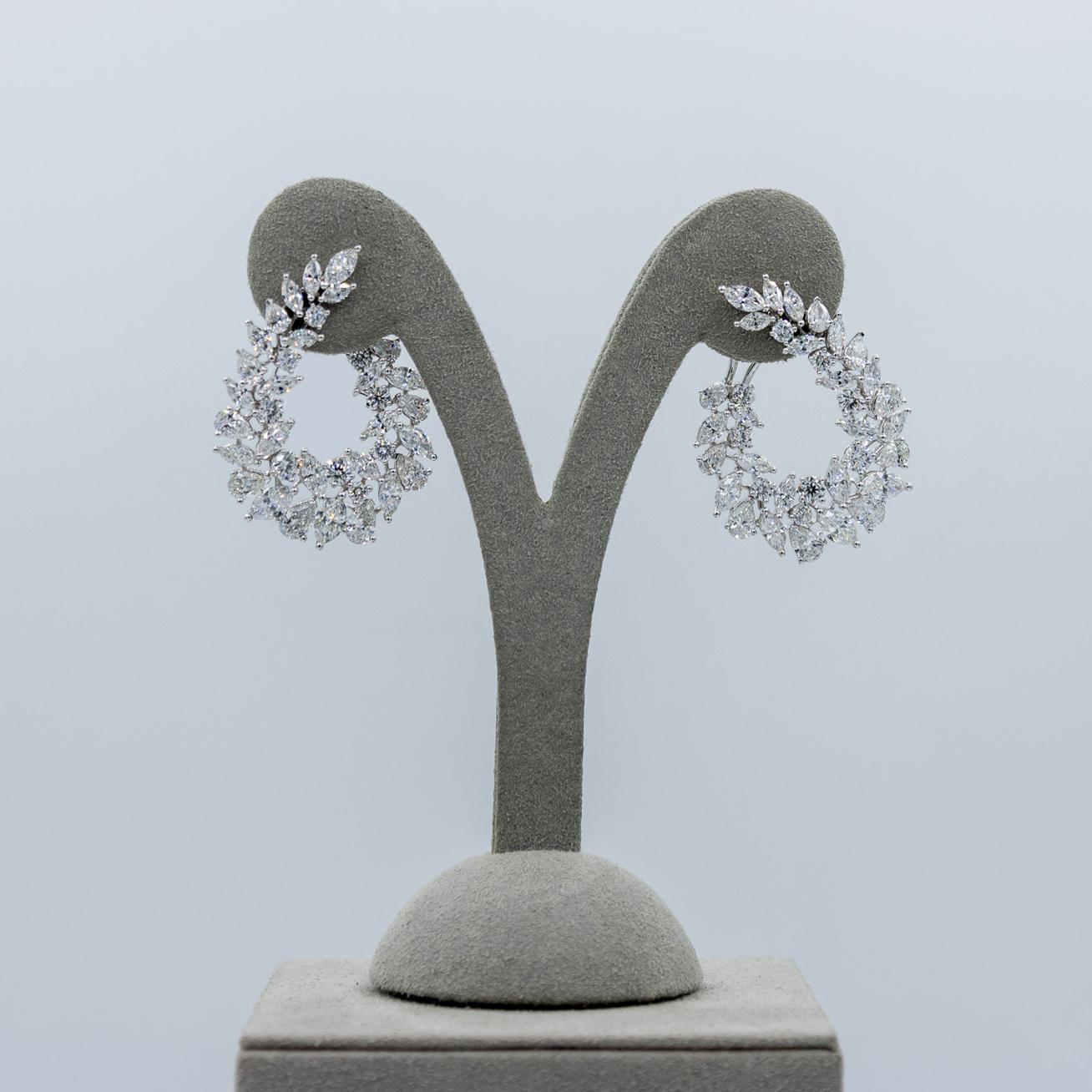Women's 11.52 Carat Brilliant Diamond Wreath Earrings