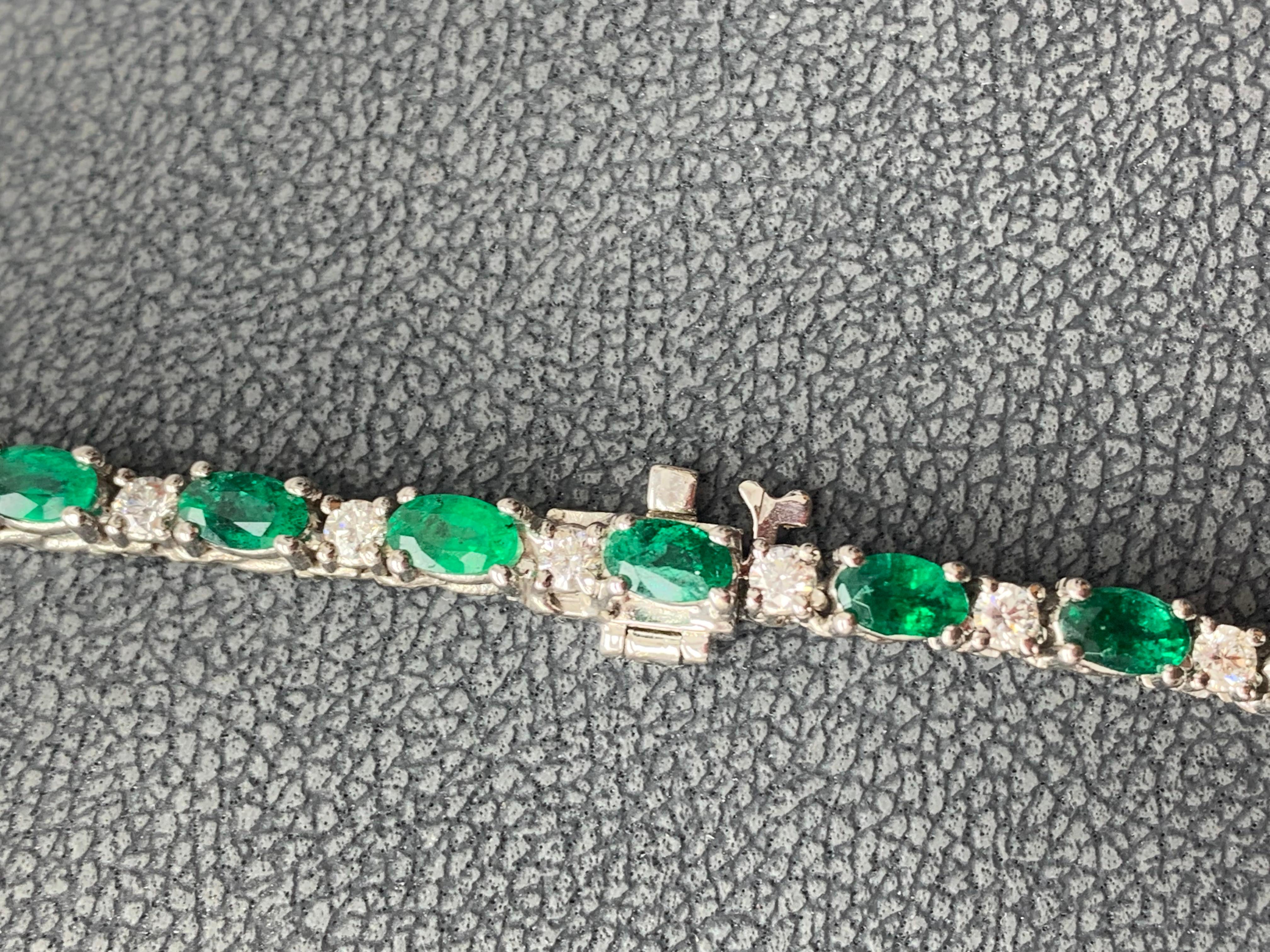 11.52 Carat Oval Cut Emerald and Diamond Tennis Necklace in 14K White Gold For Sale 1