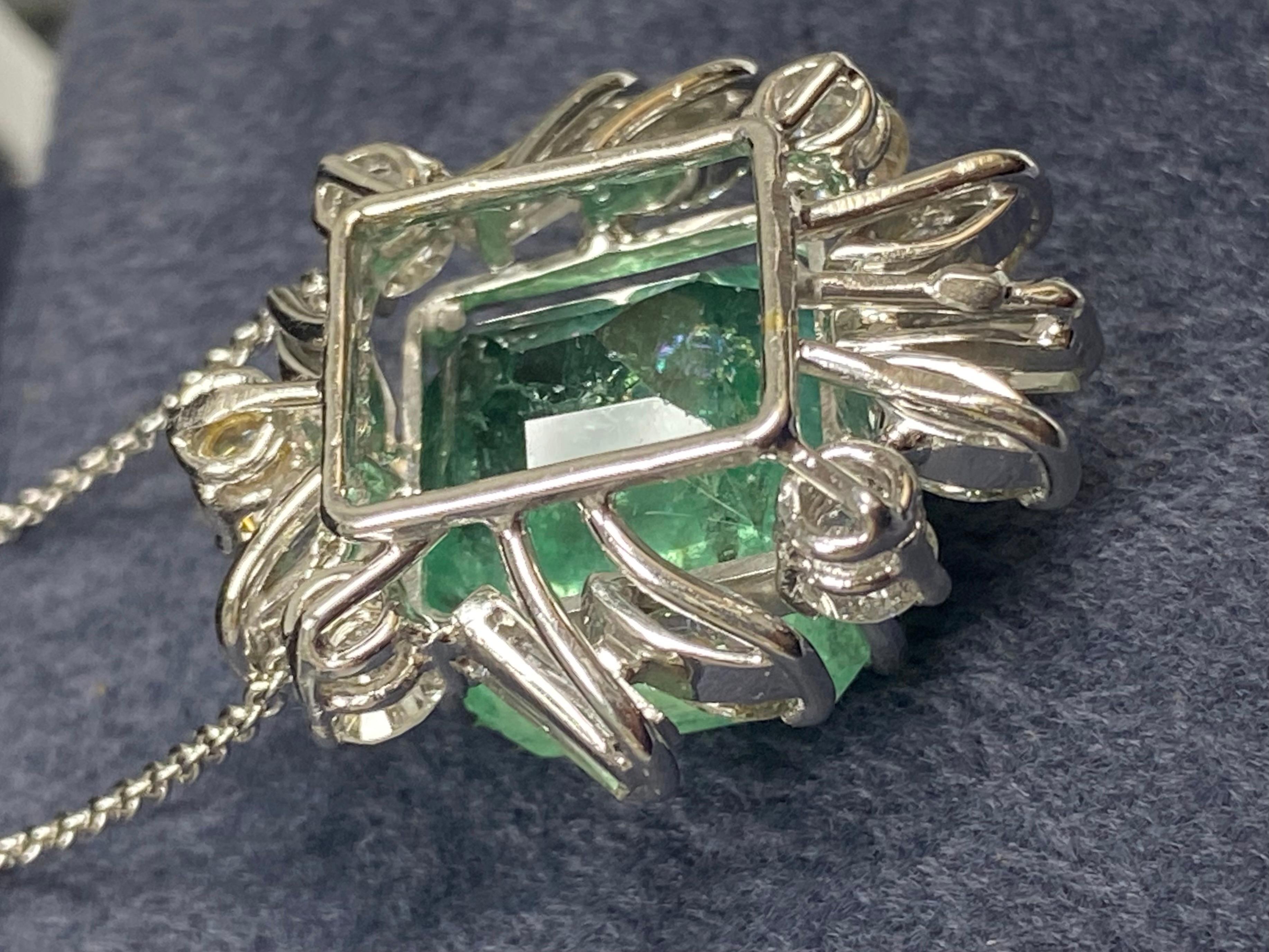 Women's 11.54 Carat Colombian Emerald and Baguette Cut Diamonds Pendant Set in Platinum