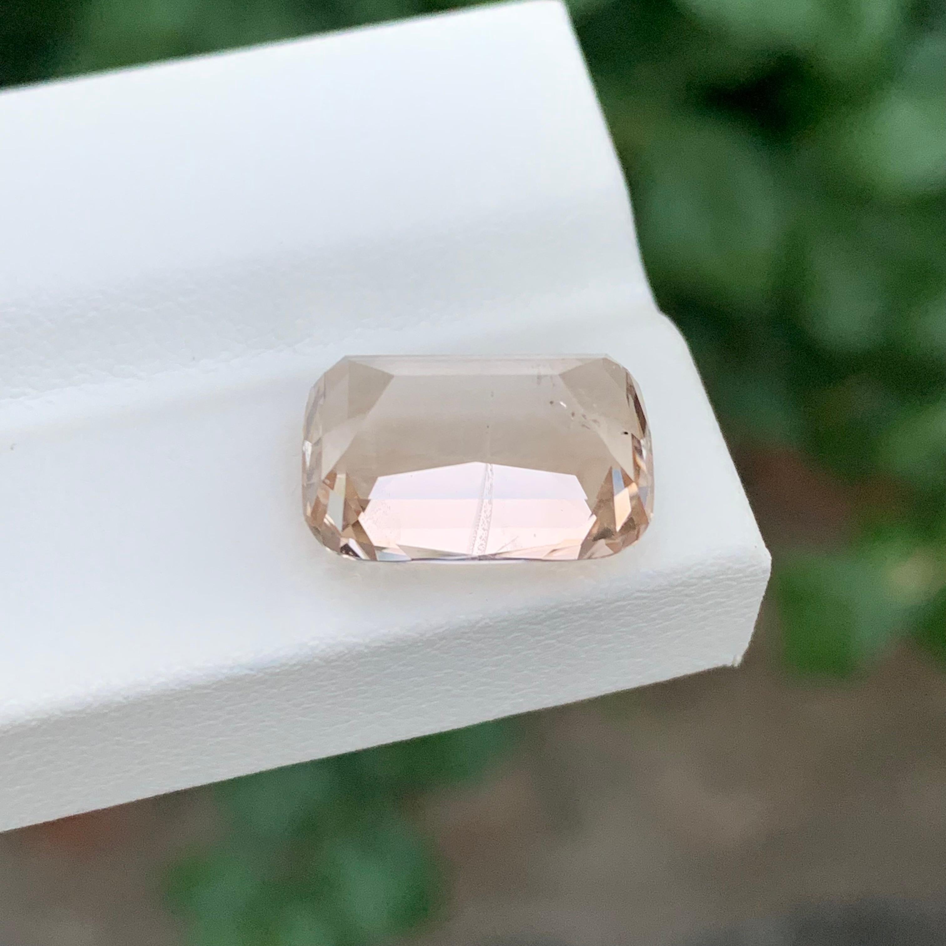 Superbe Topaze naturelle en vrac de 11,55 carats, dorée à l'or fin, mine du Pakistan en vente 4