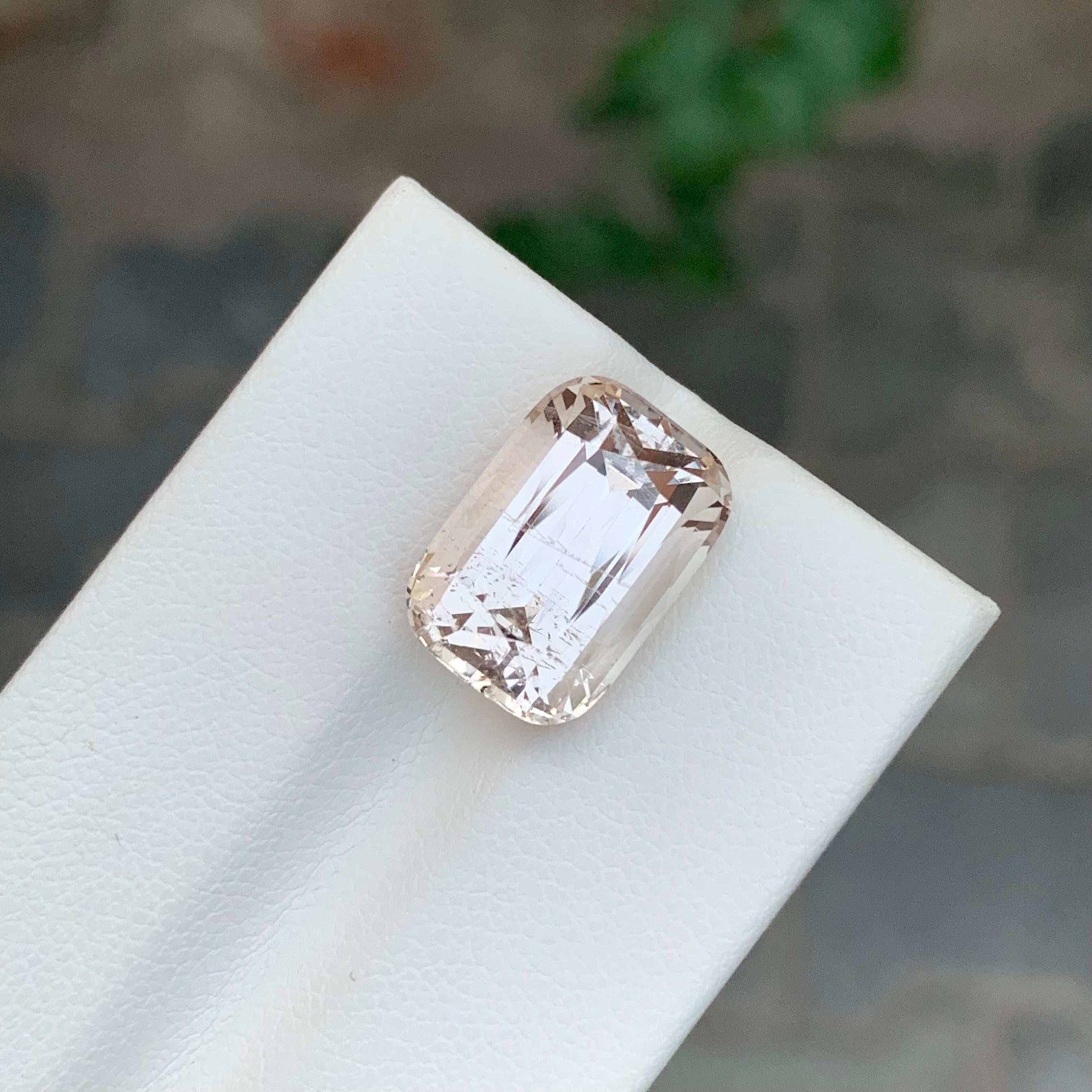 Superbe Topaze naturelle en vrac de 11,55 carats, dorée à l'or fin, mine du Pakistan en vente 2