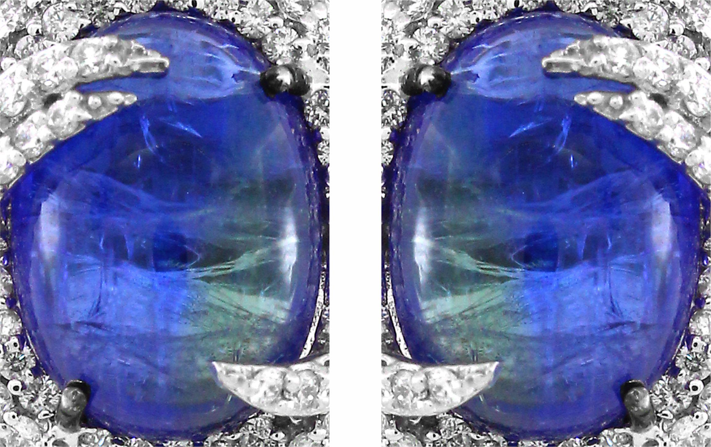 Modern 11.55 cts of Tanzanite Stud Earrings For Sale