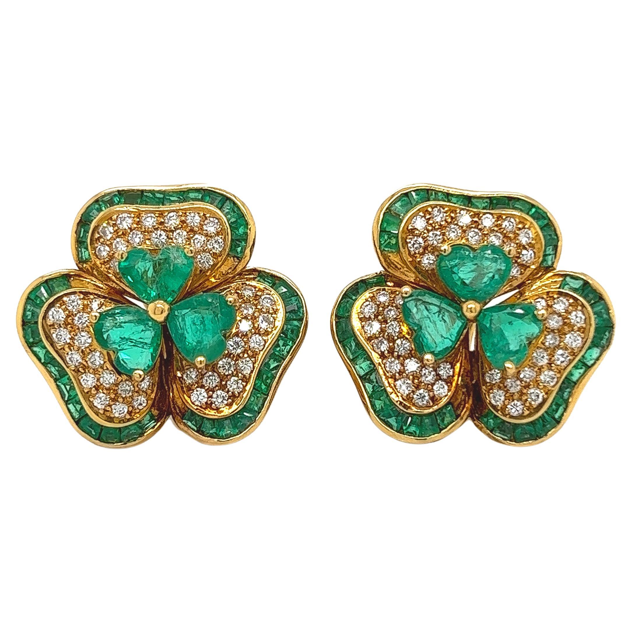 11.55 Total CT Lucky Clover 18K Yellow Gold Diamond & Colombian Emerald Earrings For Sale