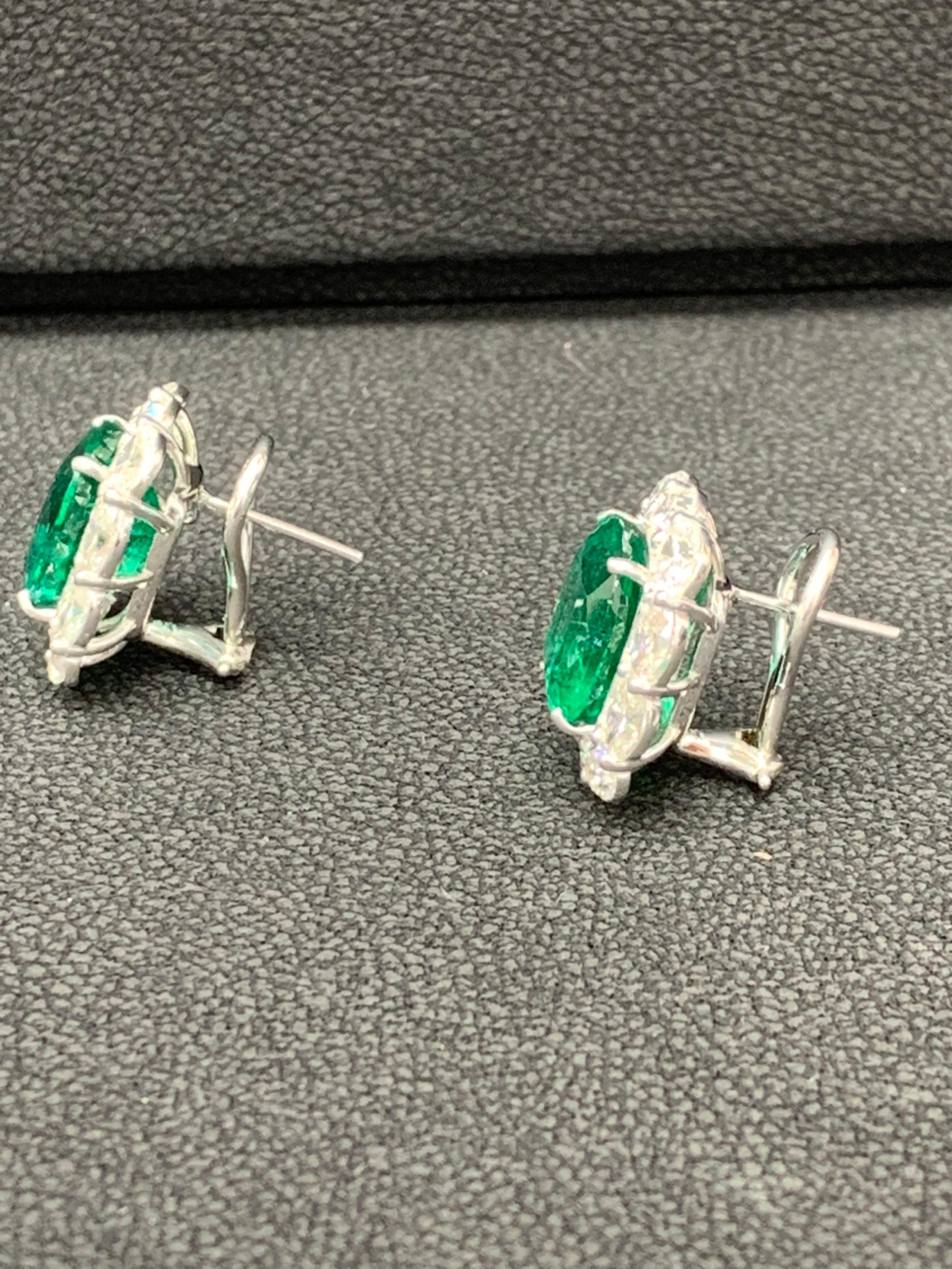 11.57 Carat Cushion Cut Emeralds and Diamond Halo Earrings in 18K White Gold In New Condition For Sale In NEW YORK, NY