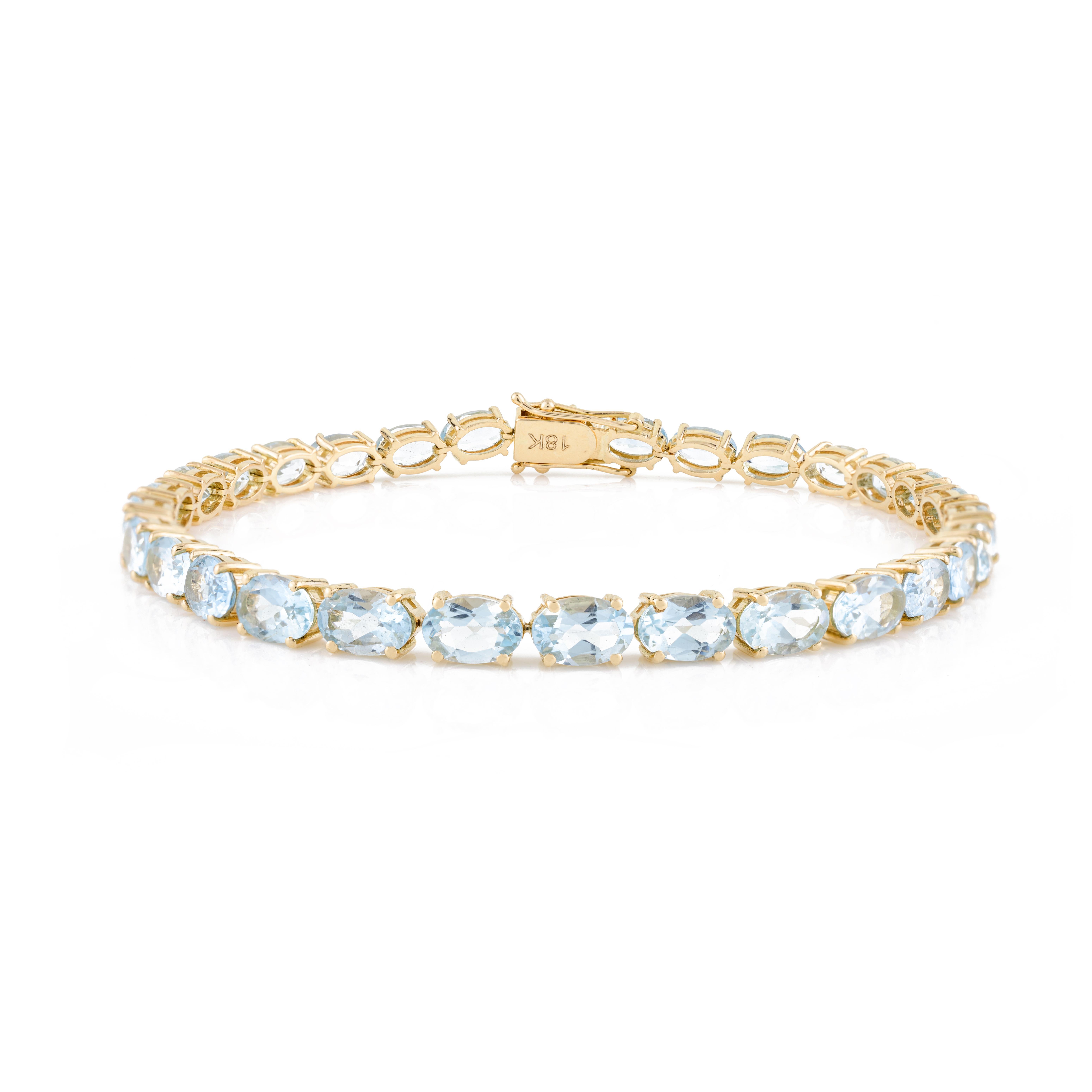 Bracelet tennis en or jaune massif 18 carats avec aigue-marine taille ovale brillante de 11,57 carats en vente 1