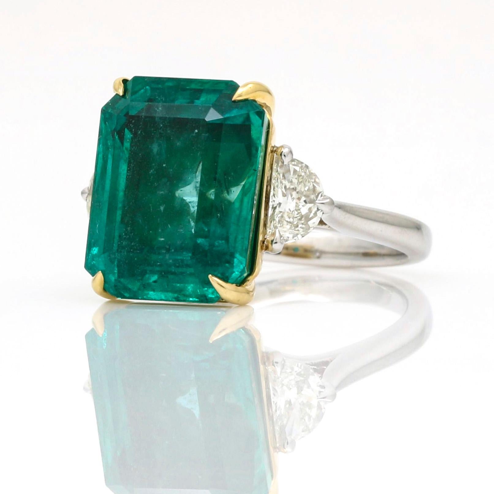11.58 Carat Emerald Diamond Statement Ring in 18 Karat Yellow Gold and Platinum  In Excellent Condition In Boca Raton, FL