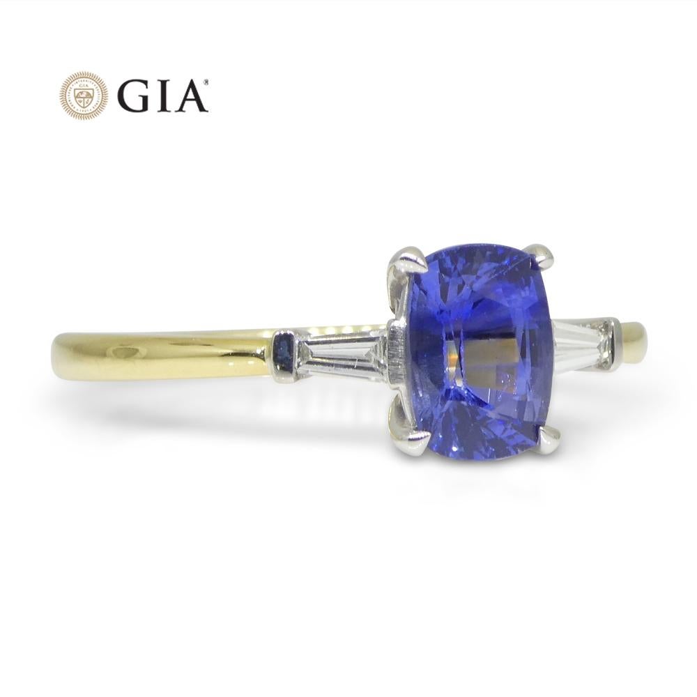 1.15ct Blue Sapphire & Diamond Statement or Engagement Ring in 18k Yellow Gold For Sale 6