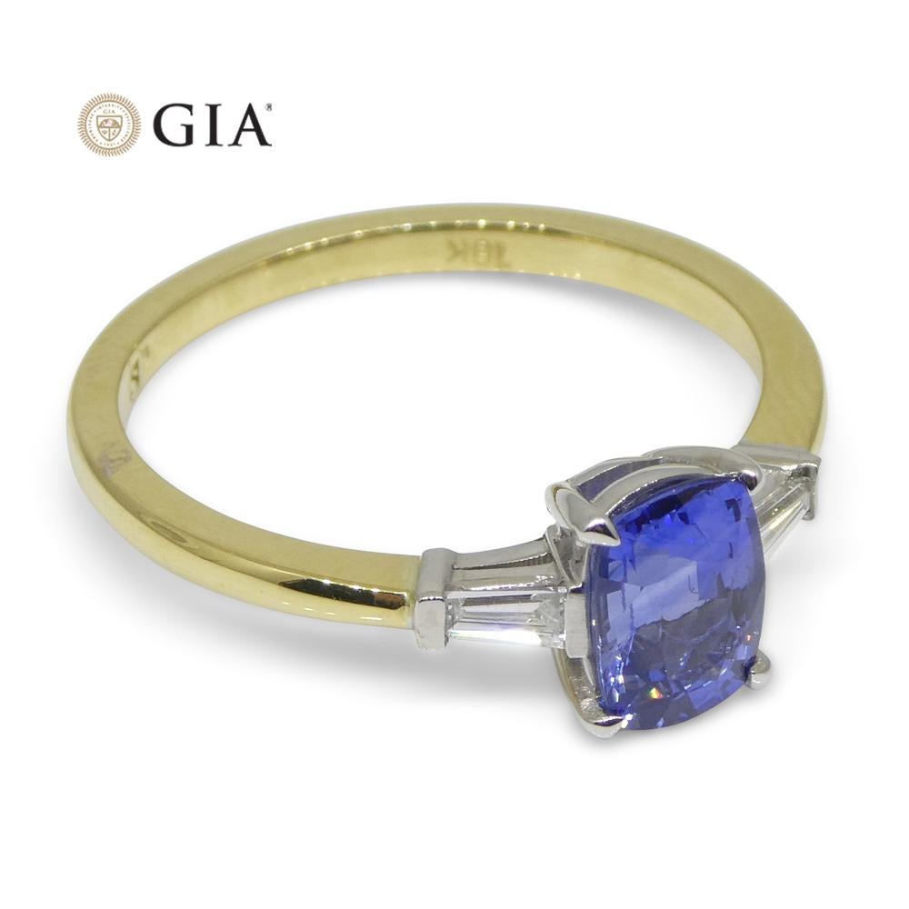1.15ct Blue Sapphire & Diamond Statement or Engagement Ring in 18k Yellow Gold For Sale 2