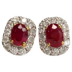 1.15Ct Burma Unheated Ruby Earring in 18k Yellow Gold (Boucles d'oreilles en or jaune birman)