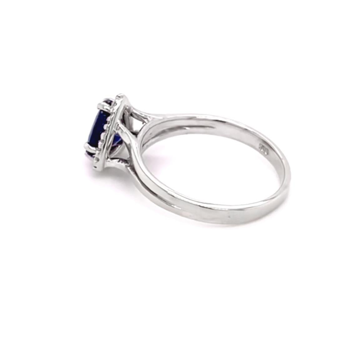 1.15 Carat Natural Ceylon Blue Sapphire 14 Karat White Gold Ring For Sale 1