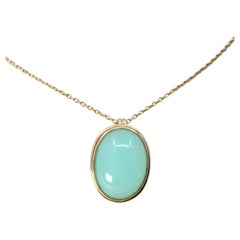 11.5ct Chrysophrase Pendant on 9k yellow gold with chain