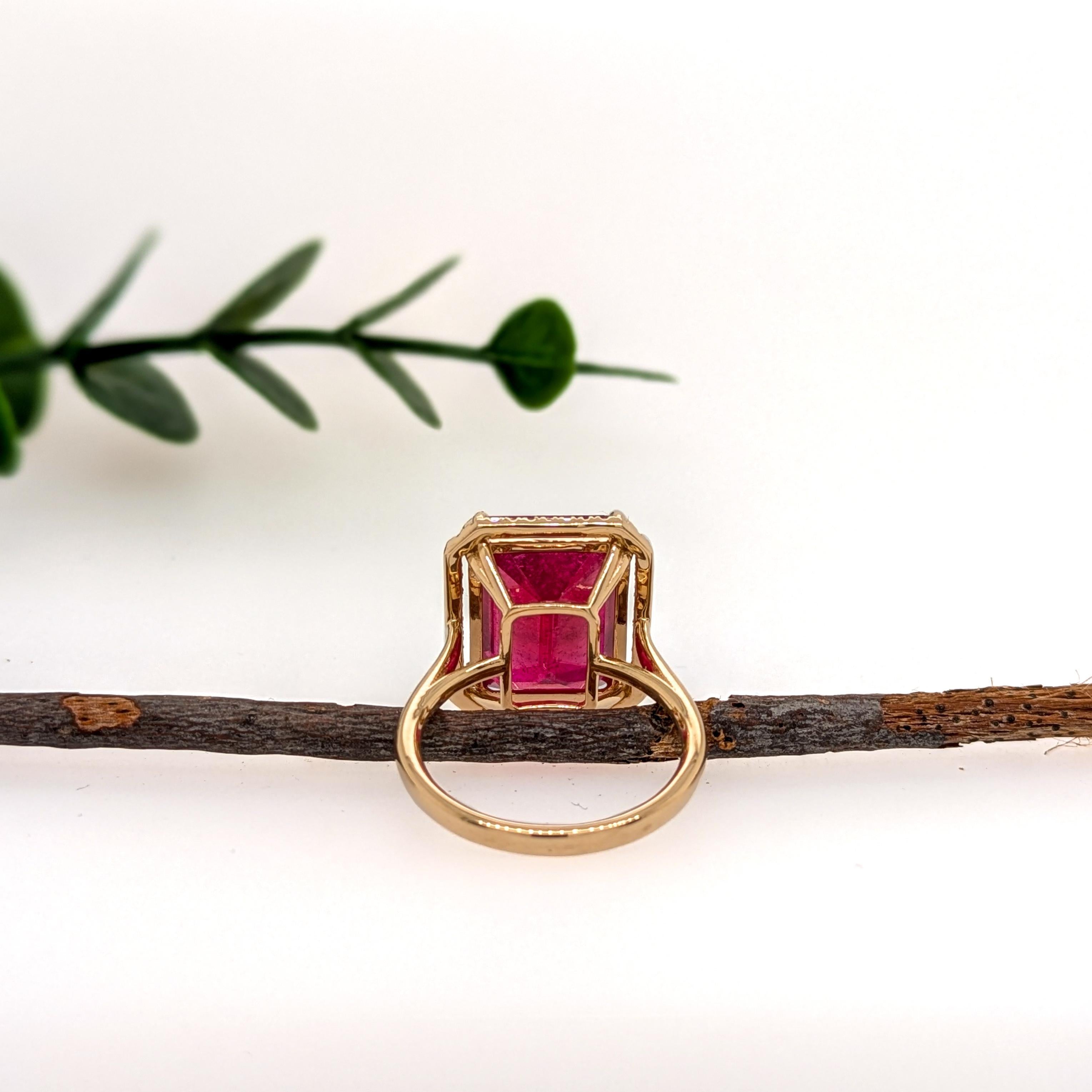 11.5ct Madagascar Ruby Ring w Natural Diamond Halo in 14K Gold  EM 14x11mm In New Condition For Sale In Columbus, OH