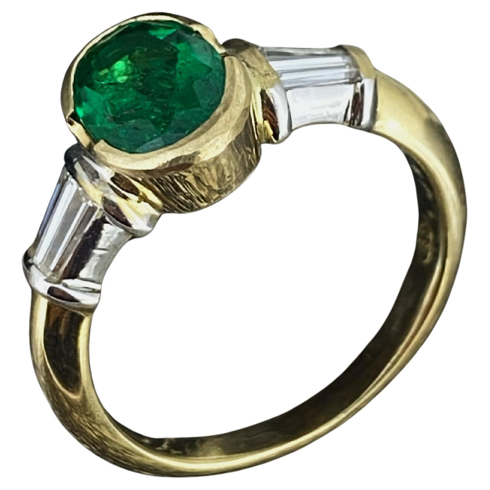 1.15ct Natural Zambian Emerald & Diamond (0.35ct) 18K White & Yellow Gold Ring In Excellent Condition For Sale In MELBOURNE, AU