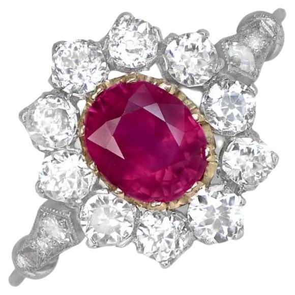 Anillo de compromiso de rubí talla oval de 1,15 ct, halo de diamantes, platino y oro amarillo de 18k