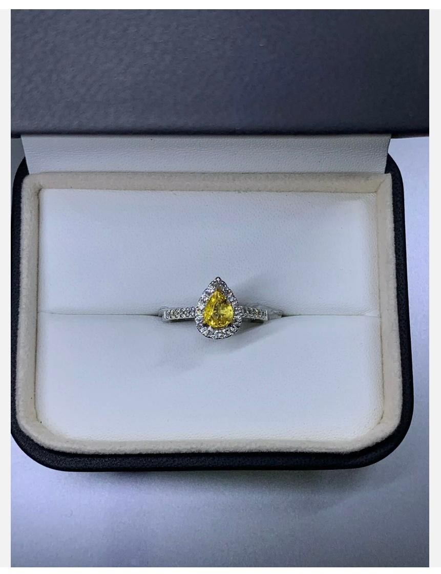 1.15ct Sapphire chunky diamond solitaire engagement ring 18ct white gold In New Condition In London, GB