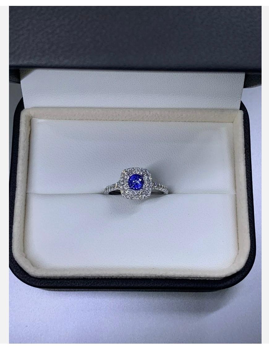 Round Cut 1.15ct Sapphire Diamond Halo Solitaire Engagement Ring 18ct White Gold For Sale