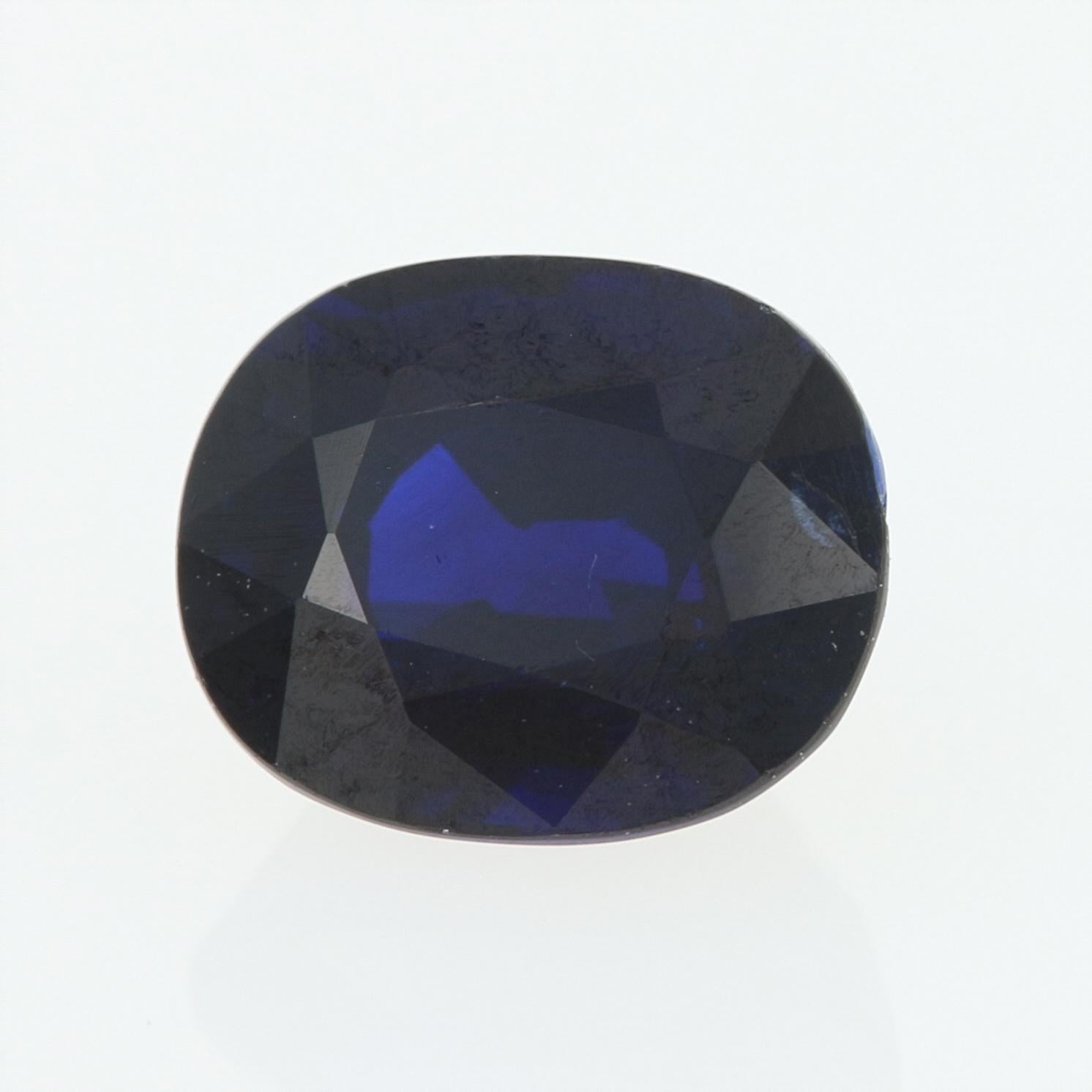 Shape/Cut: Oval 
Color: Blue
Dimensions (mm): 6.27mm x 5.15mm
Weight: 1.15ct

Treatment: Heating 
 
Please check out the enlarged pictures.

Thank you for taking the time to read our description. If you have any questions, please do not hesitate to