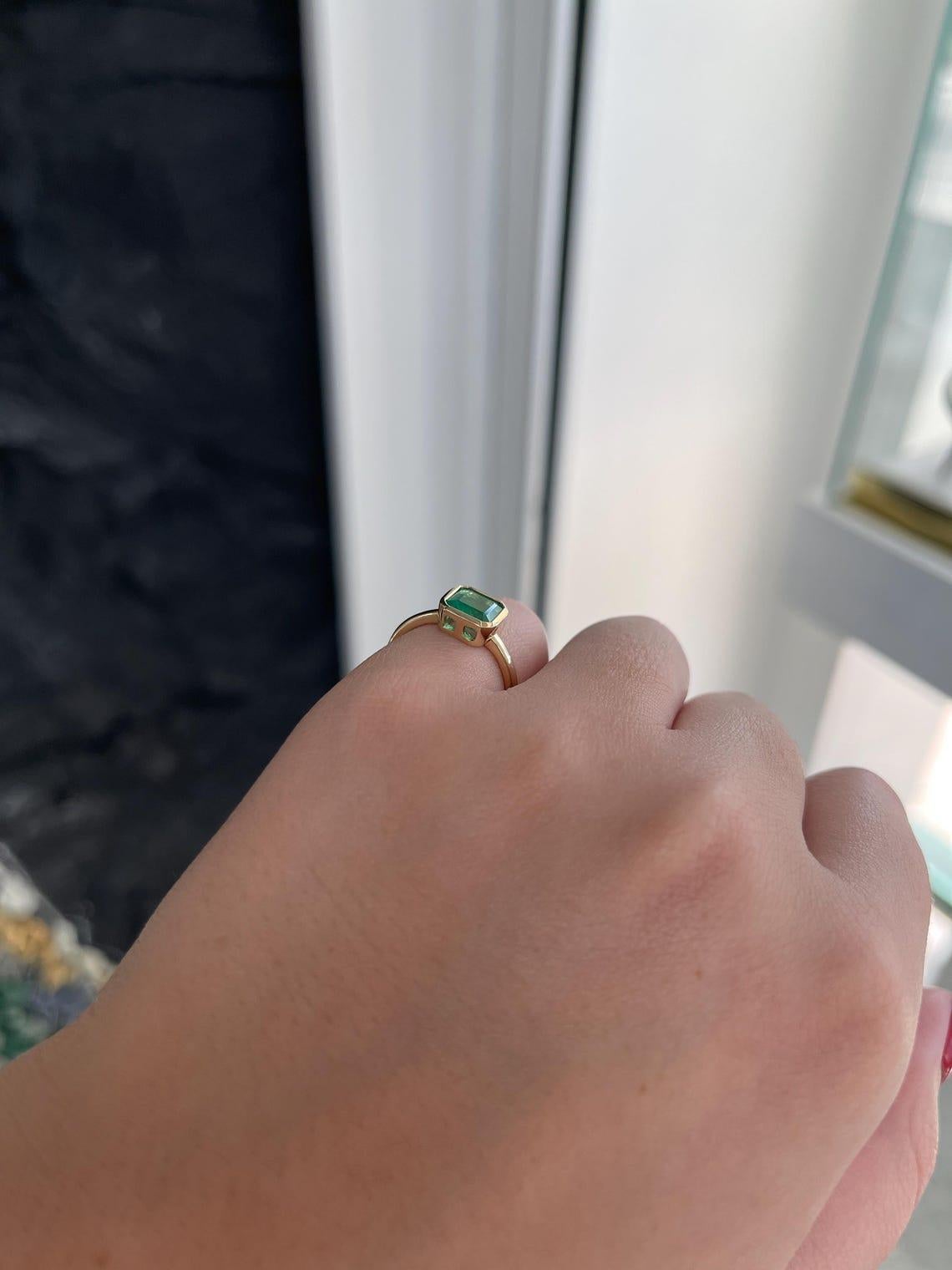 1,15ct Vivid Grün Asscher Cut Smaragd Solitär Lünette Set Gold Ring im Angebot 2