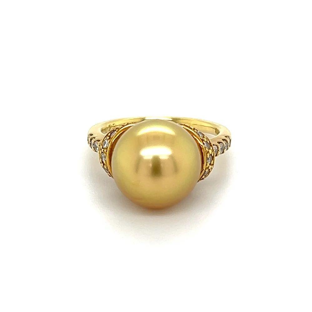 Round Cut 11.5mm Golden South Sea Pearl and Diamond Gold Vintage Cocktail Ring For Sale
