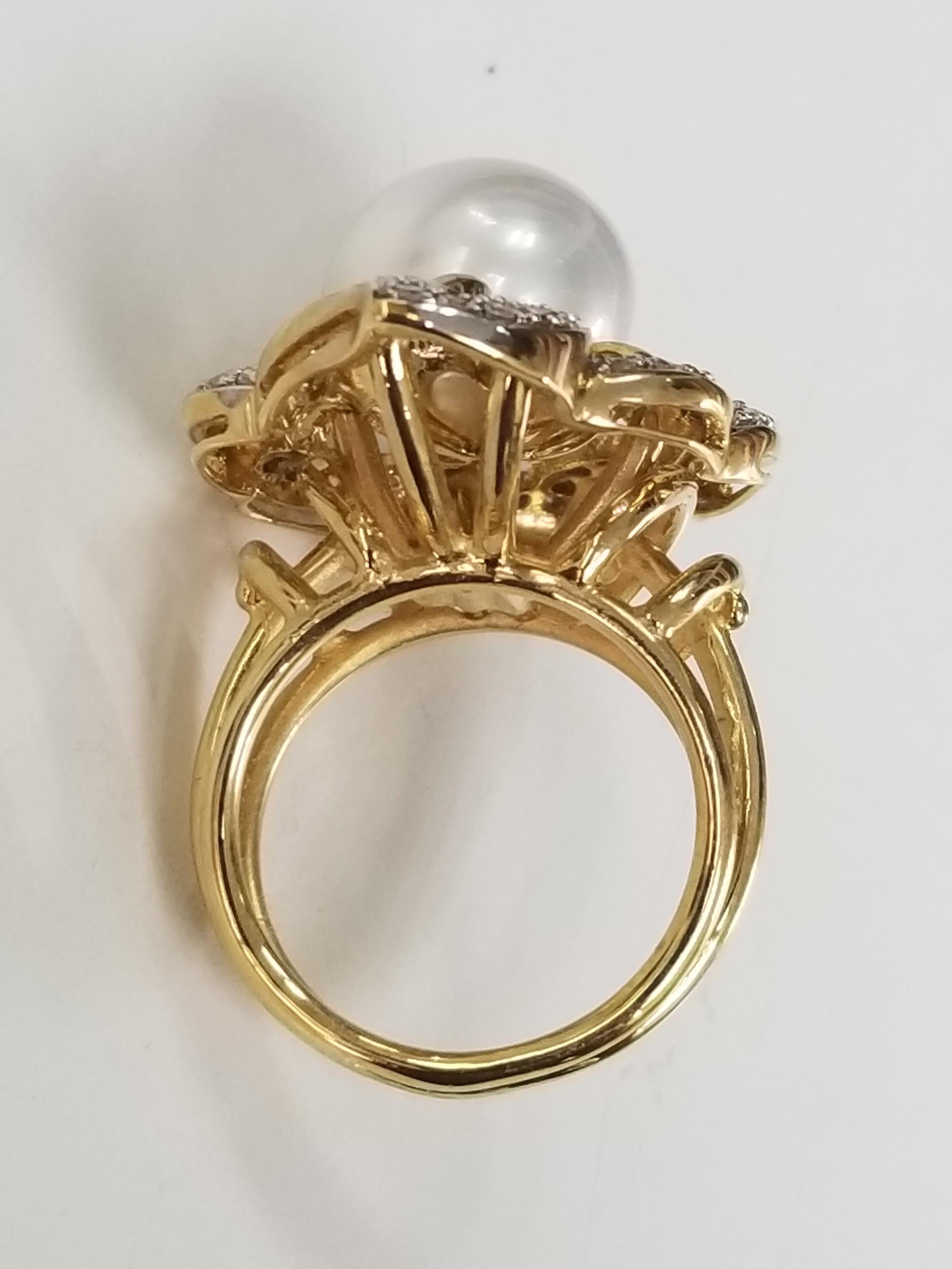 South Sea Pearl and Diamond Ring In New Condition In Los Angeles, CA