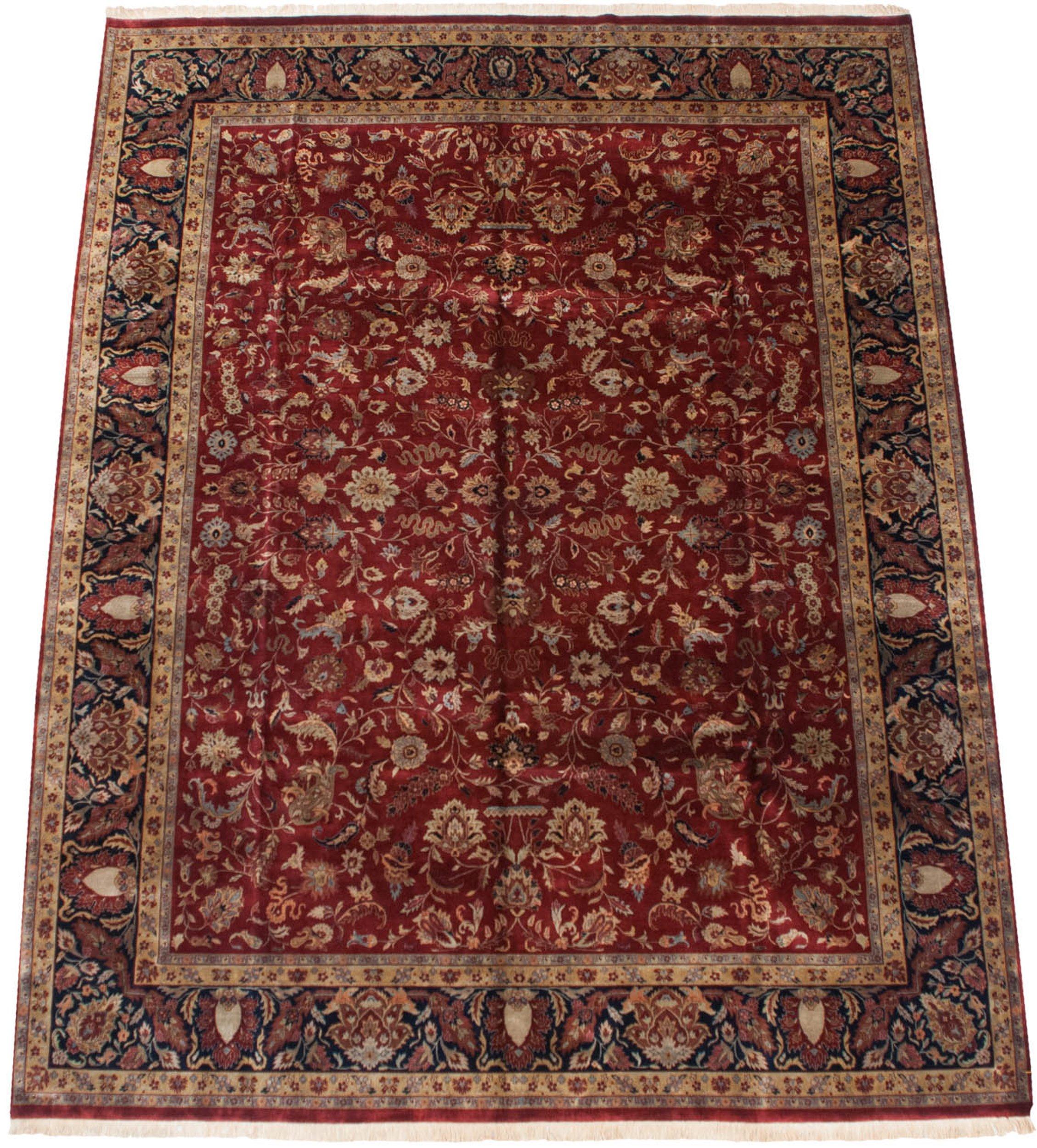 Fine Indian Mohajeran Sarouk Design Carpet In New Condition For Sale In Katonah, NY
