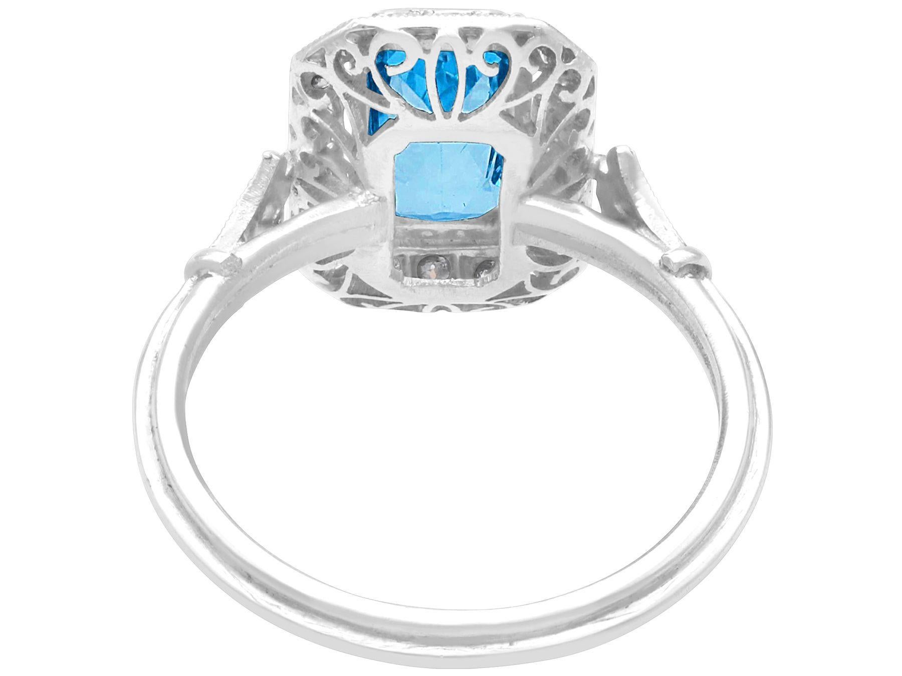 1.16 Carat Aquamarine and Diamond Platinum Cocktail Ring In Excellent Condition For Sale In Jesmond, Newcastle Upon Tyne