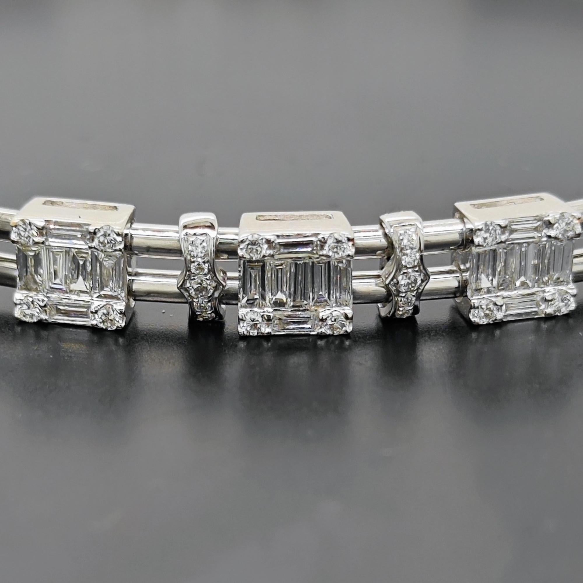 Taille baguette Diamant de 1.16 carat  Bracelet en or blanc en vente